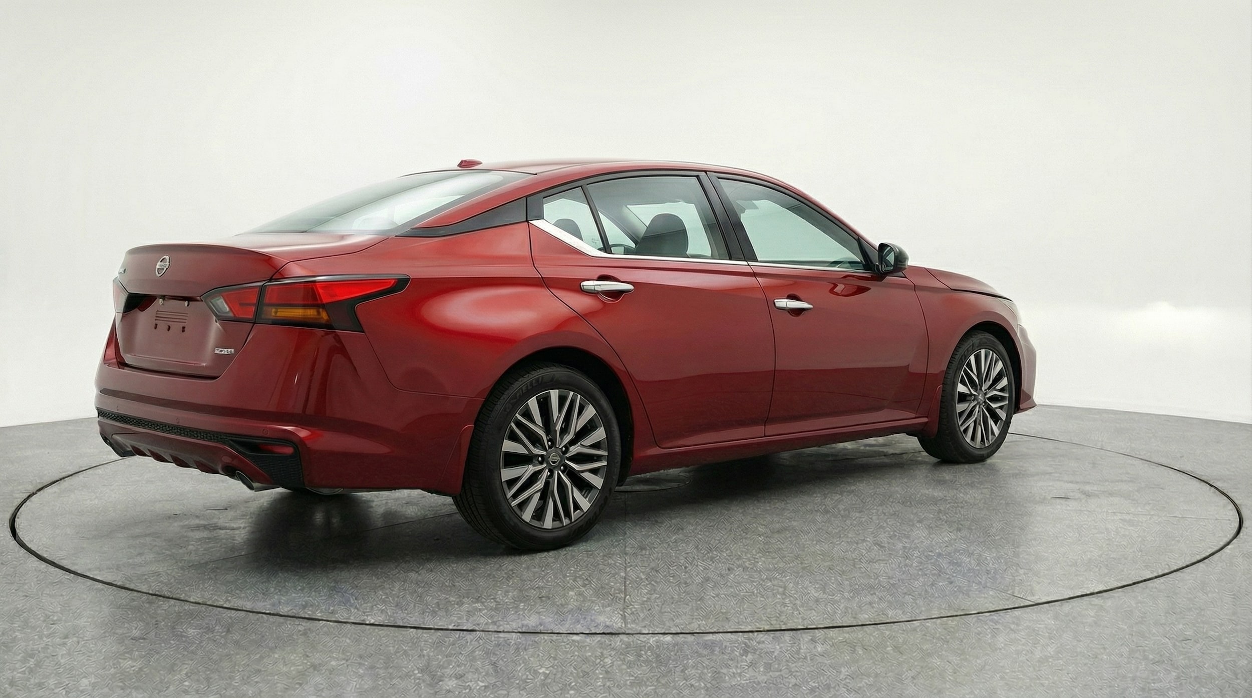 Thumbnail: 2025 Nissan Altima - 7