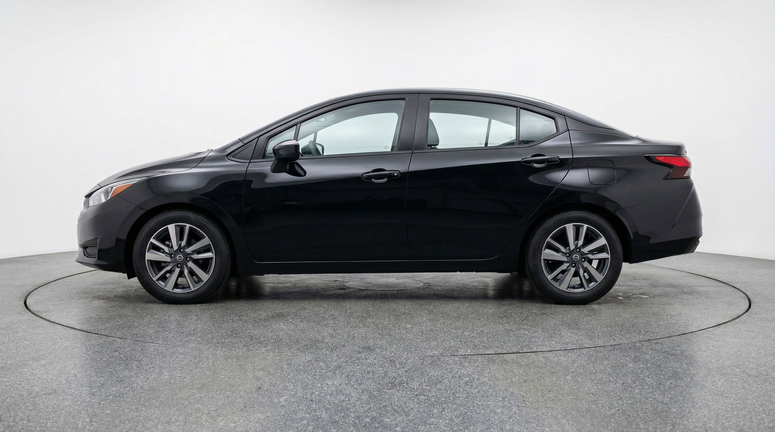 Thumbnail: 2025 Nissan Versa - 5