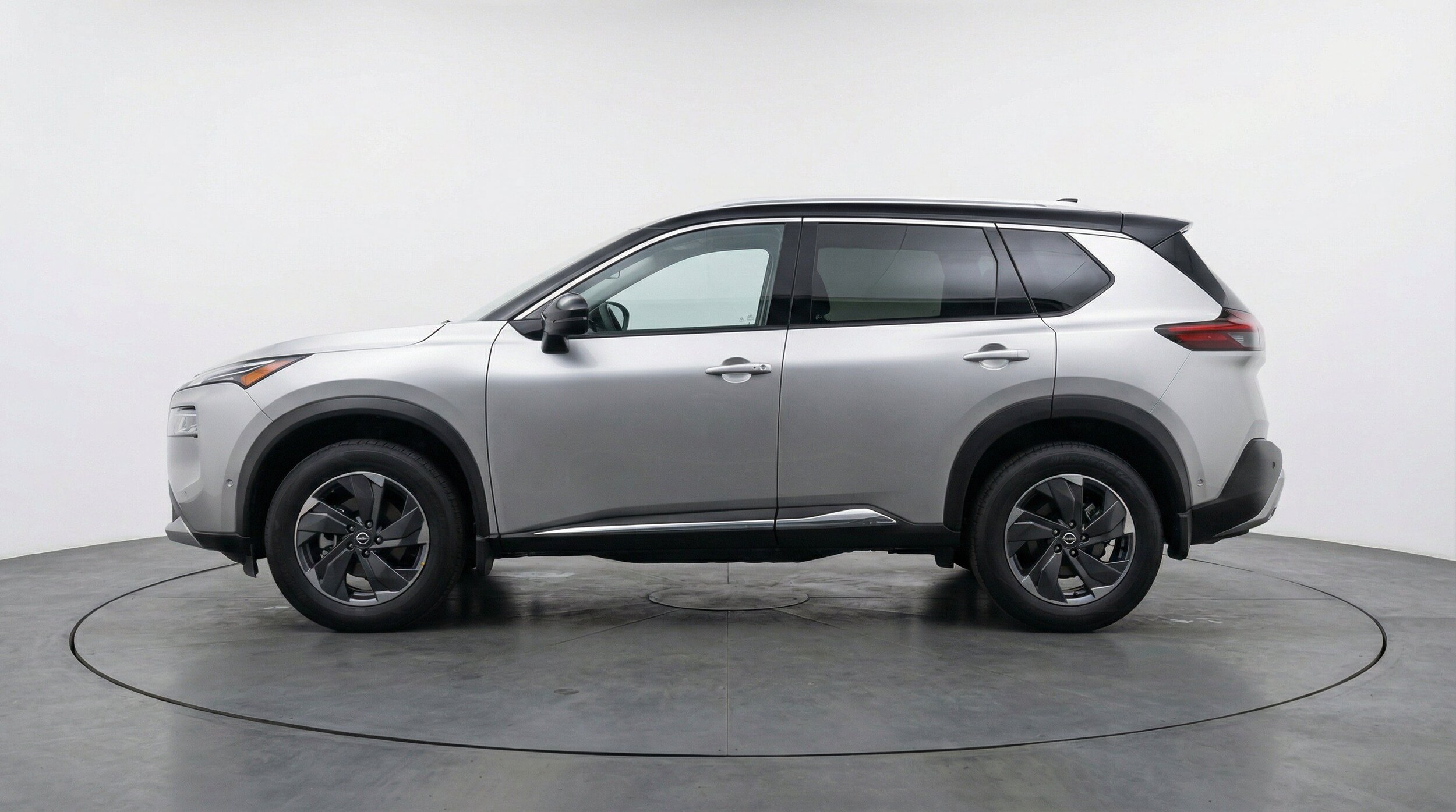 Thumbnail: 2025 Nissan Rogue - 5