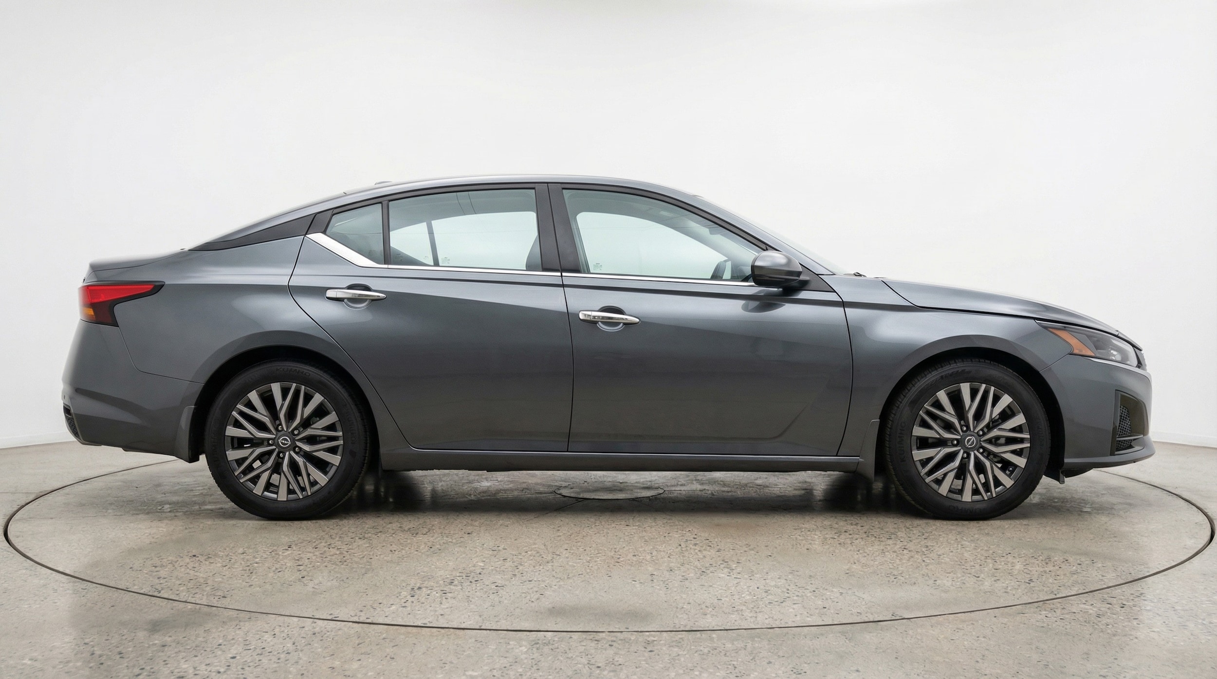 Thumbnail: 2025 Nissan Altima - 8