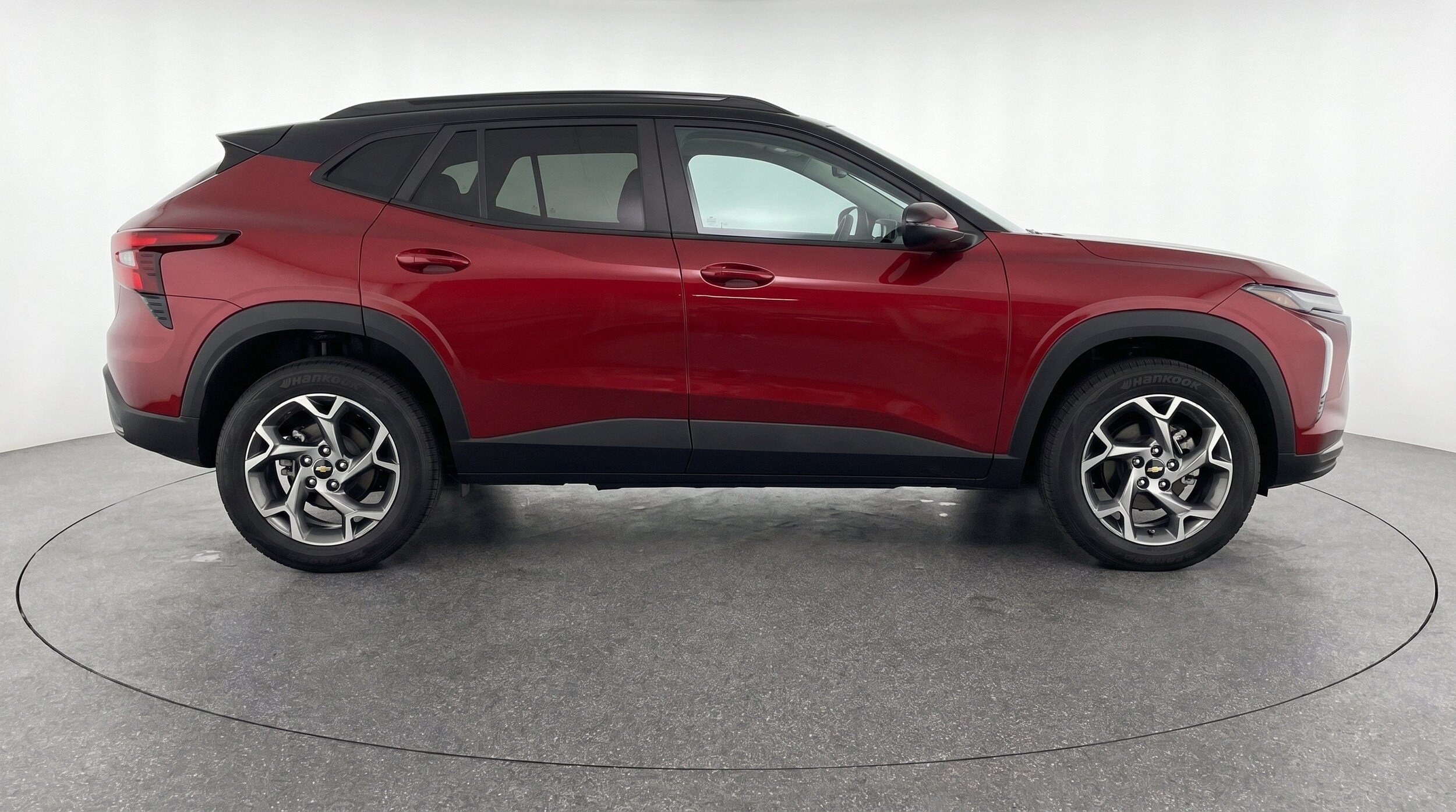 Thumbnail: 2025 Chevrolet Trax - 11