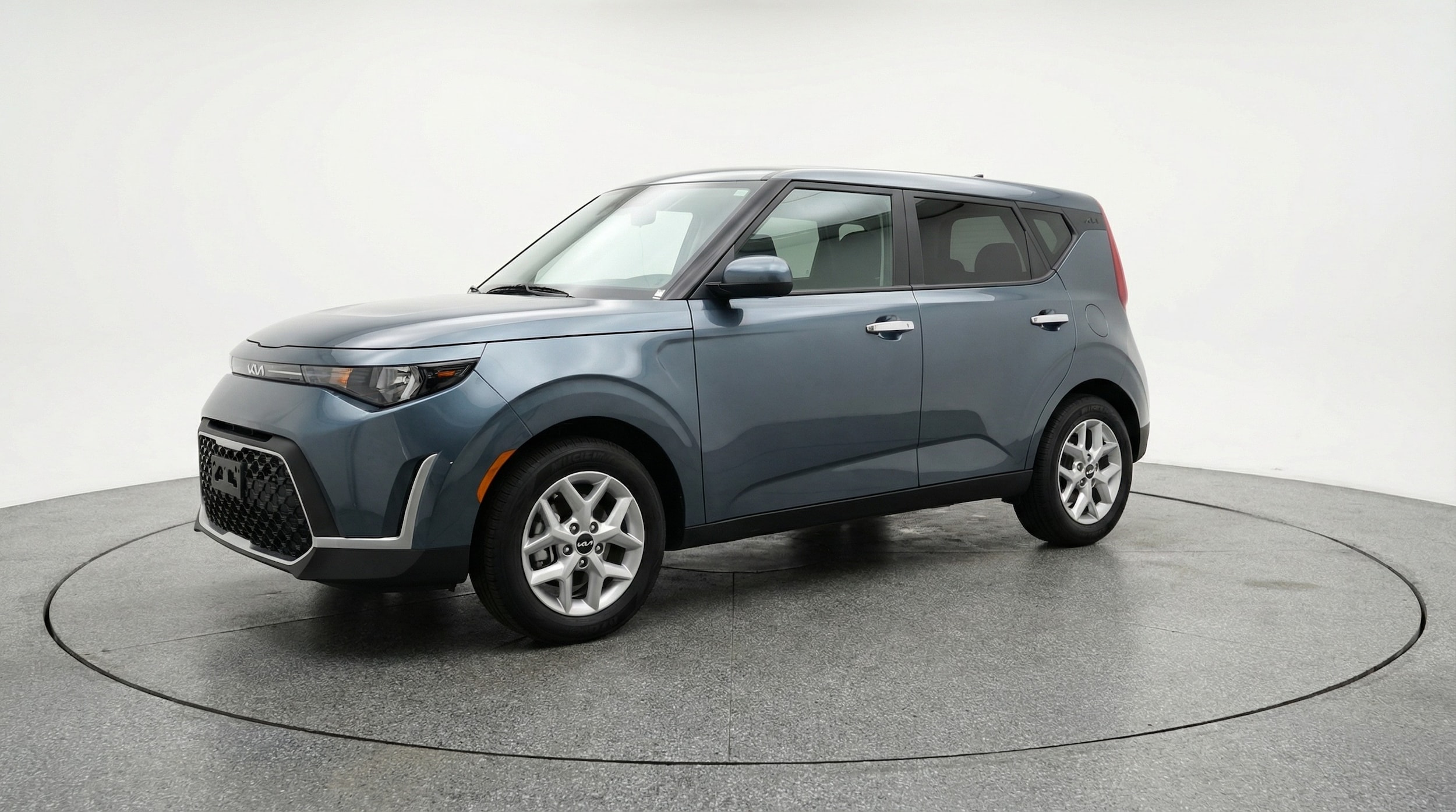 Thumbnail: 2025 Kia Soul - 3