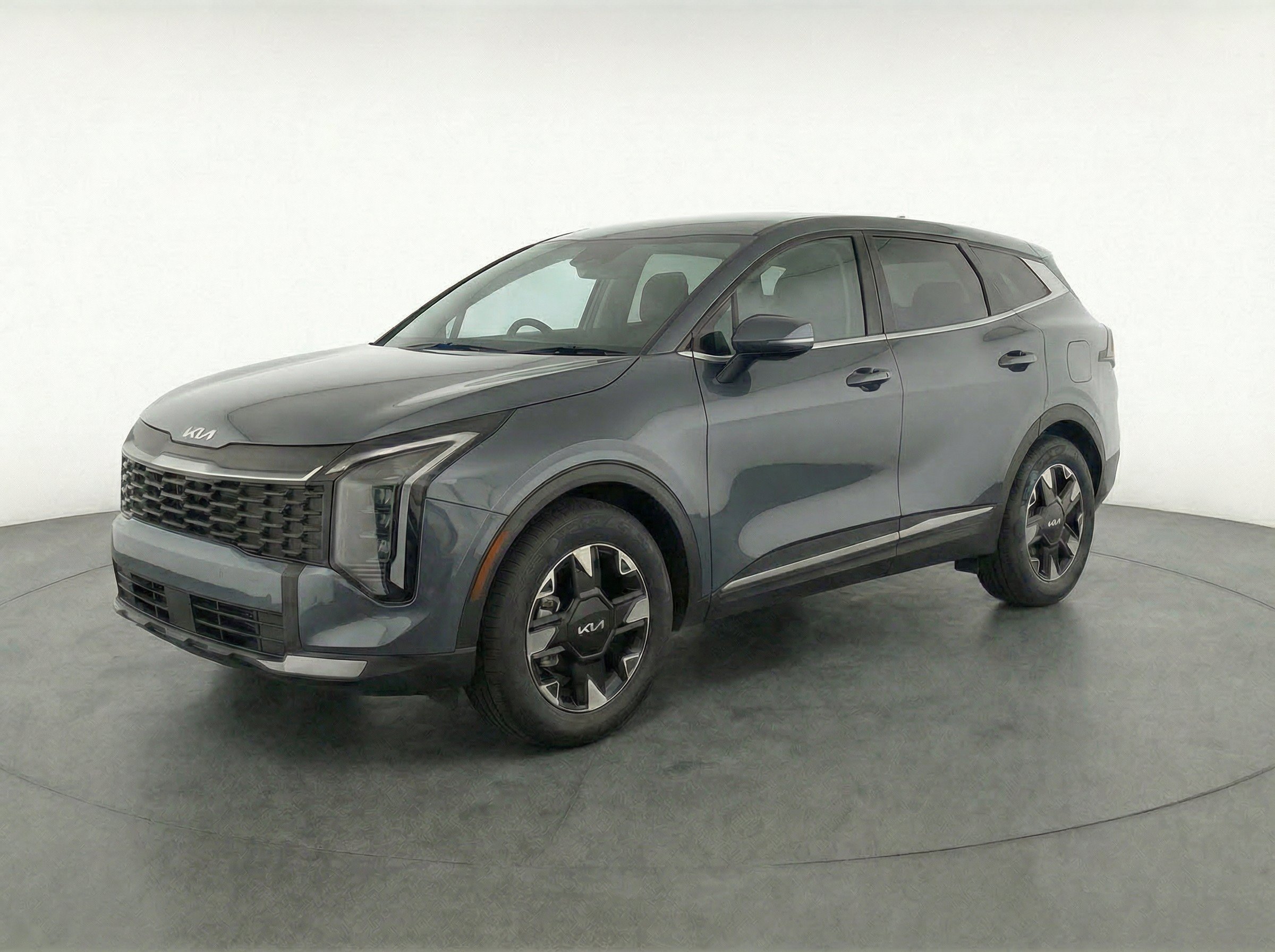 Thumbnail: 2026 Kia Sportage - 3