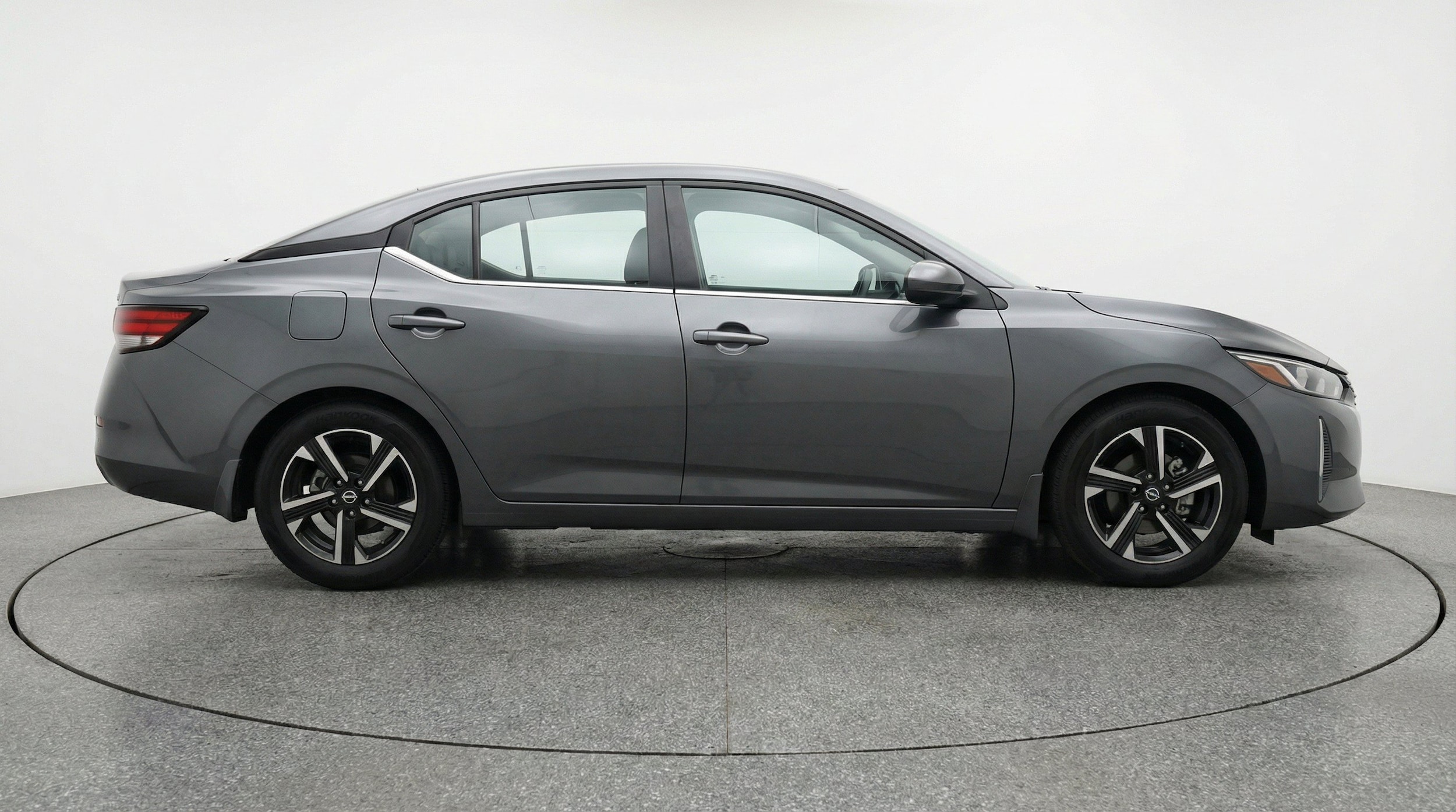 Thumbnail: 2025 Nissan Sentra - 11