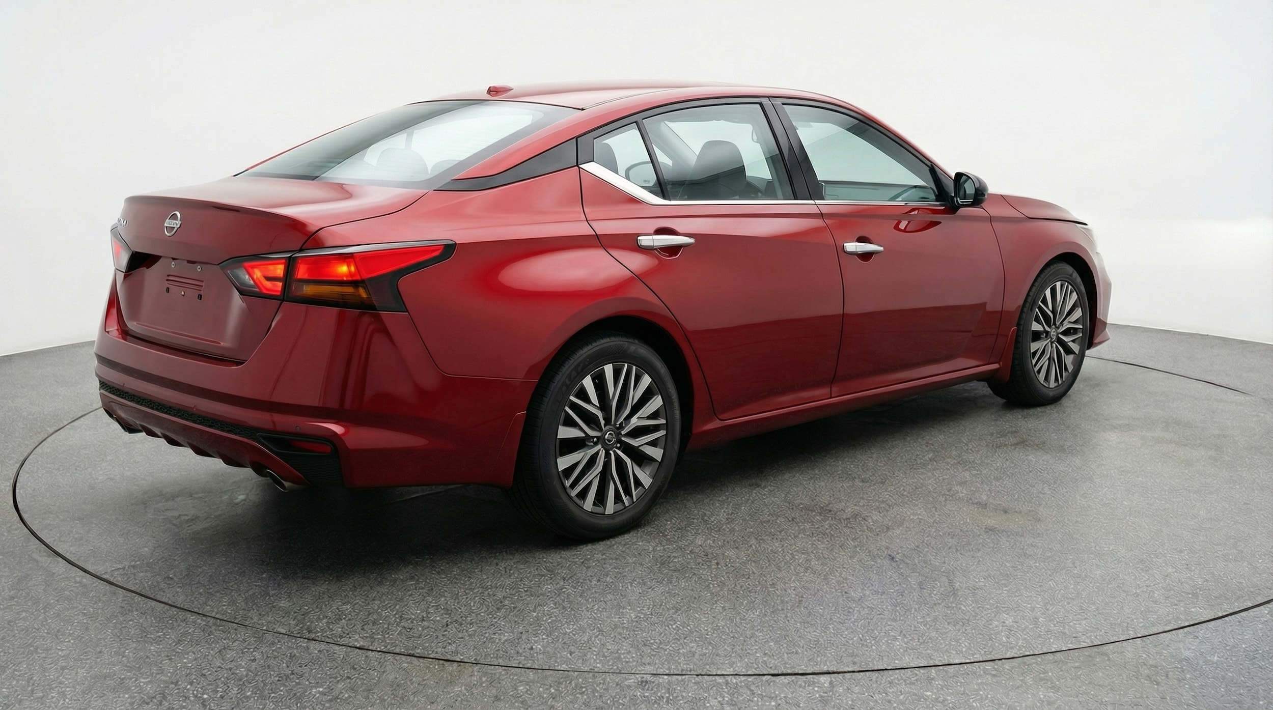 Thumbnail: 2025 Nissan Altima - 7