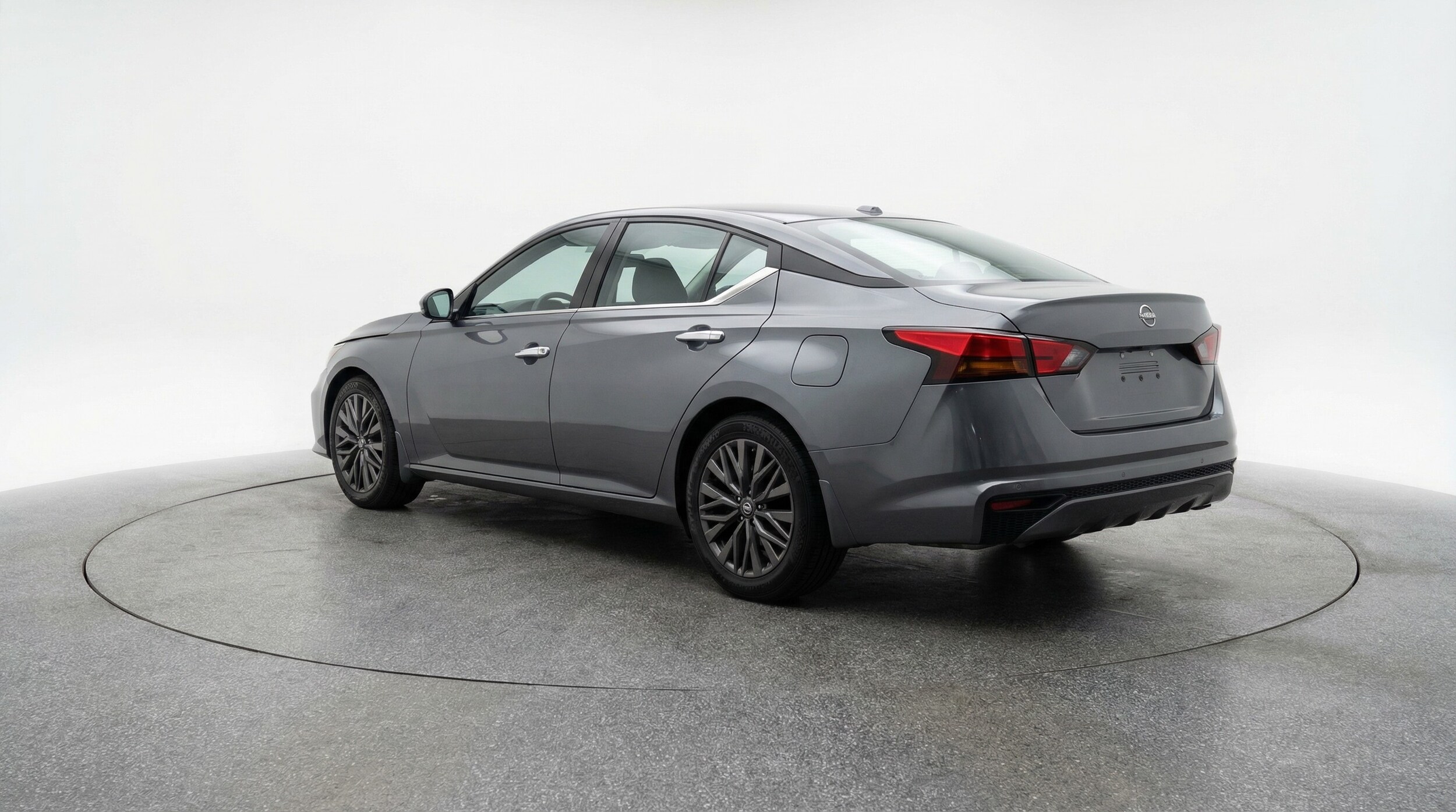 Thumbnail: 2025 Nissan Altima - 5