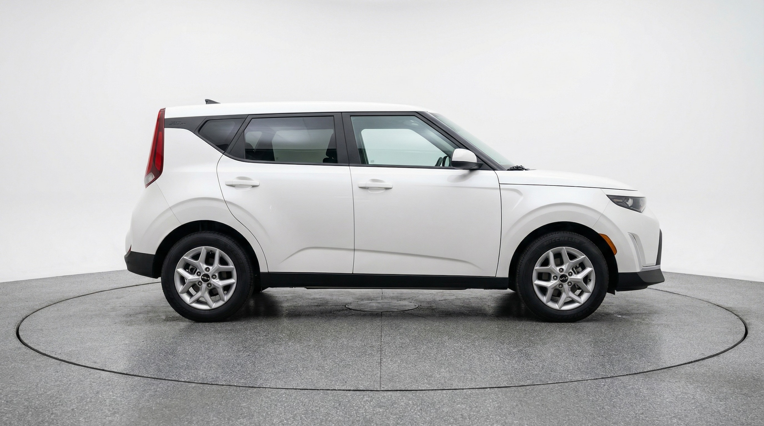 Thumbnail: 2025 Kia Soul - 8