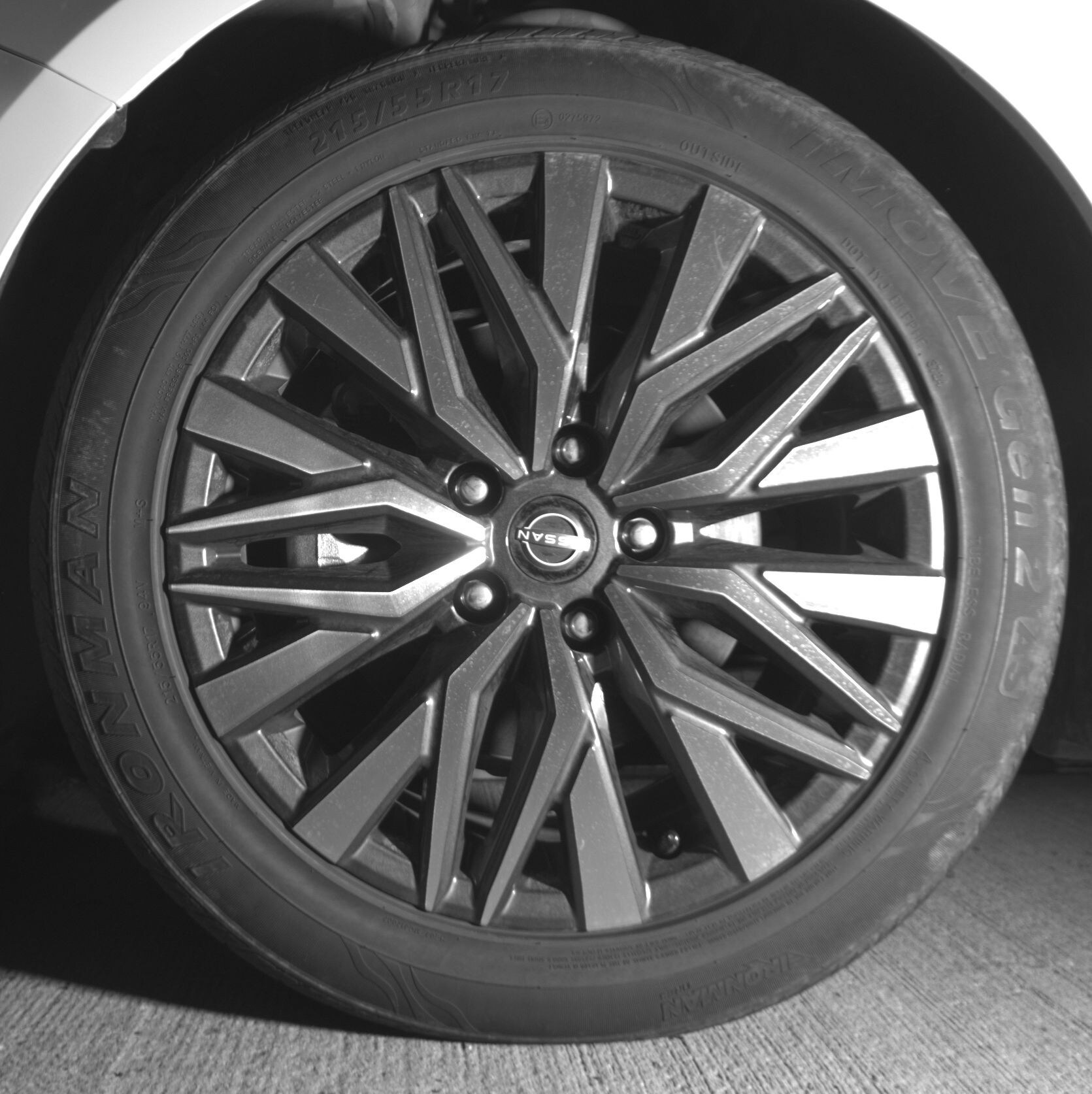 Thumbnail: 2025 Nissan Altima - 9