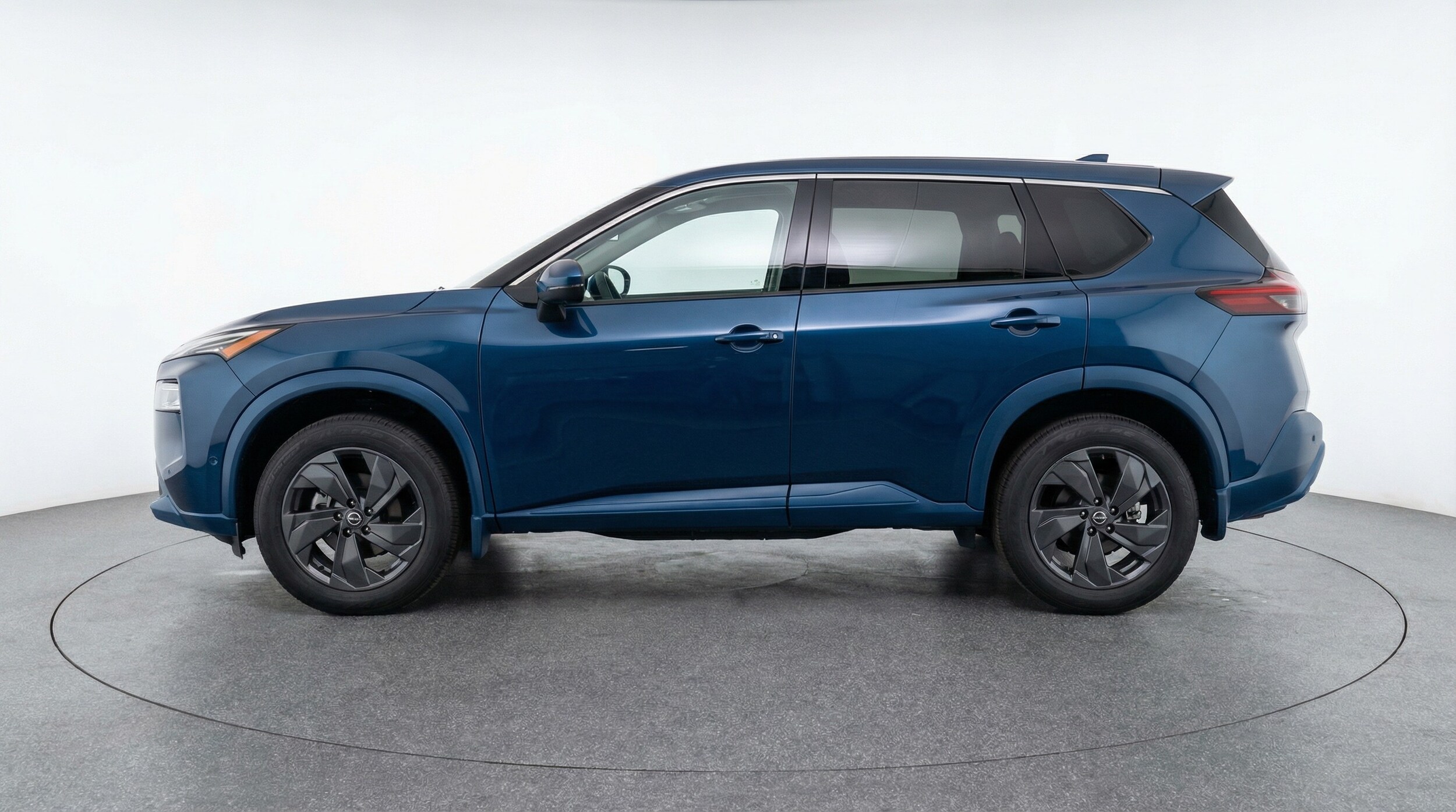 Thumbnail: 2025 Nissan Rogue - 4