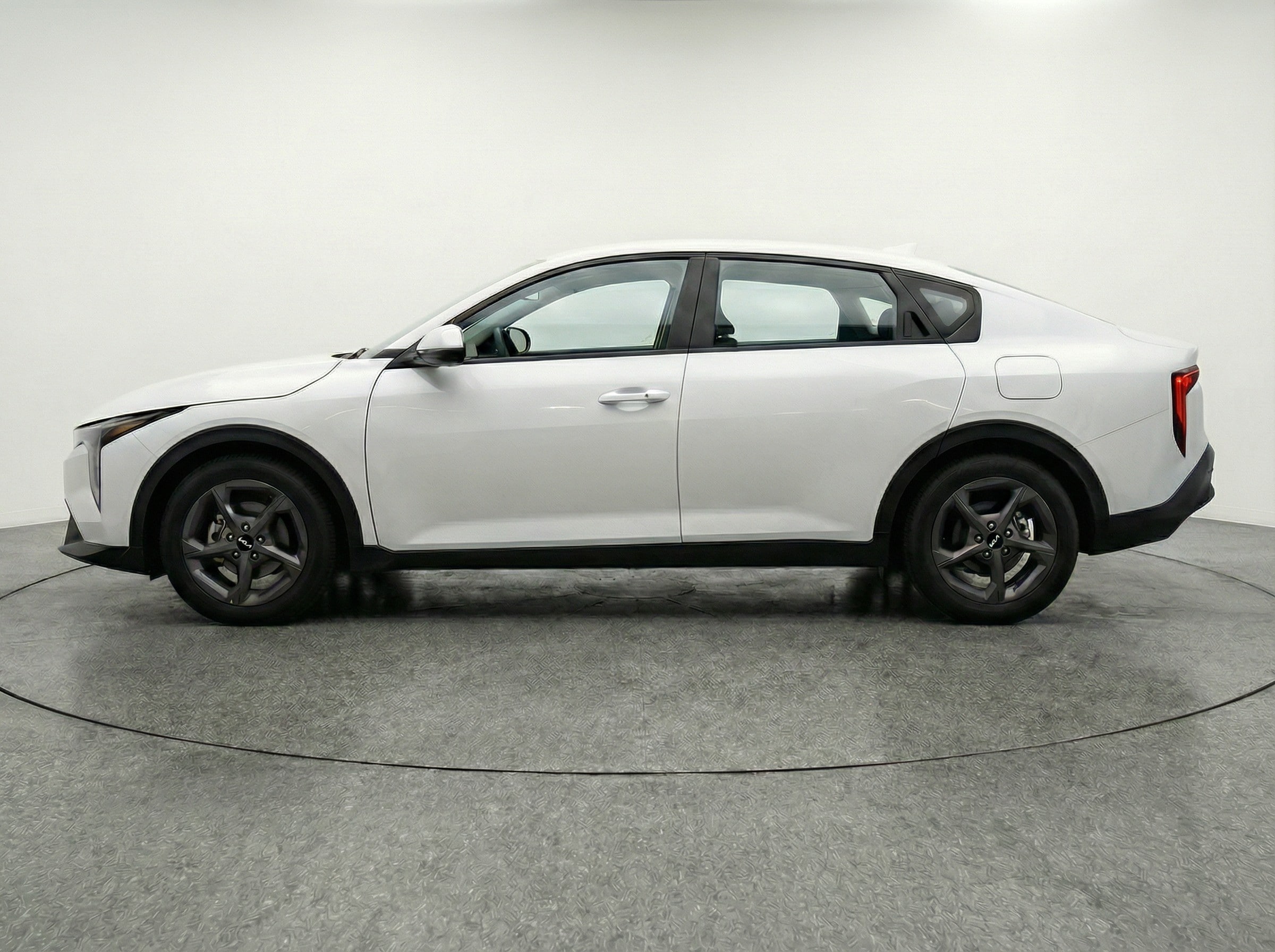 Thumbnail: 2025 Kia K4 - 4