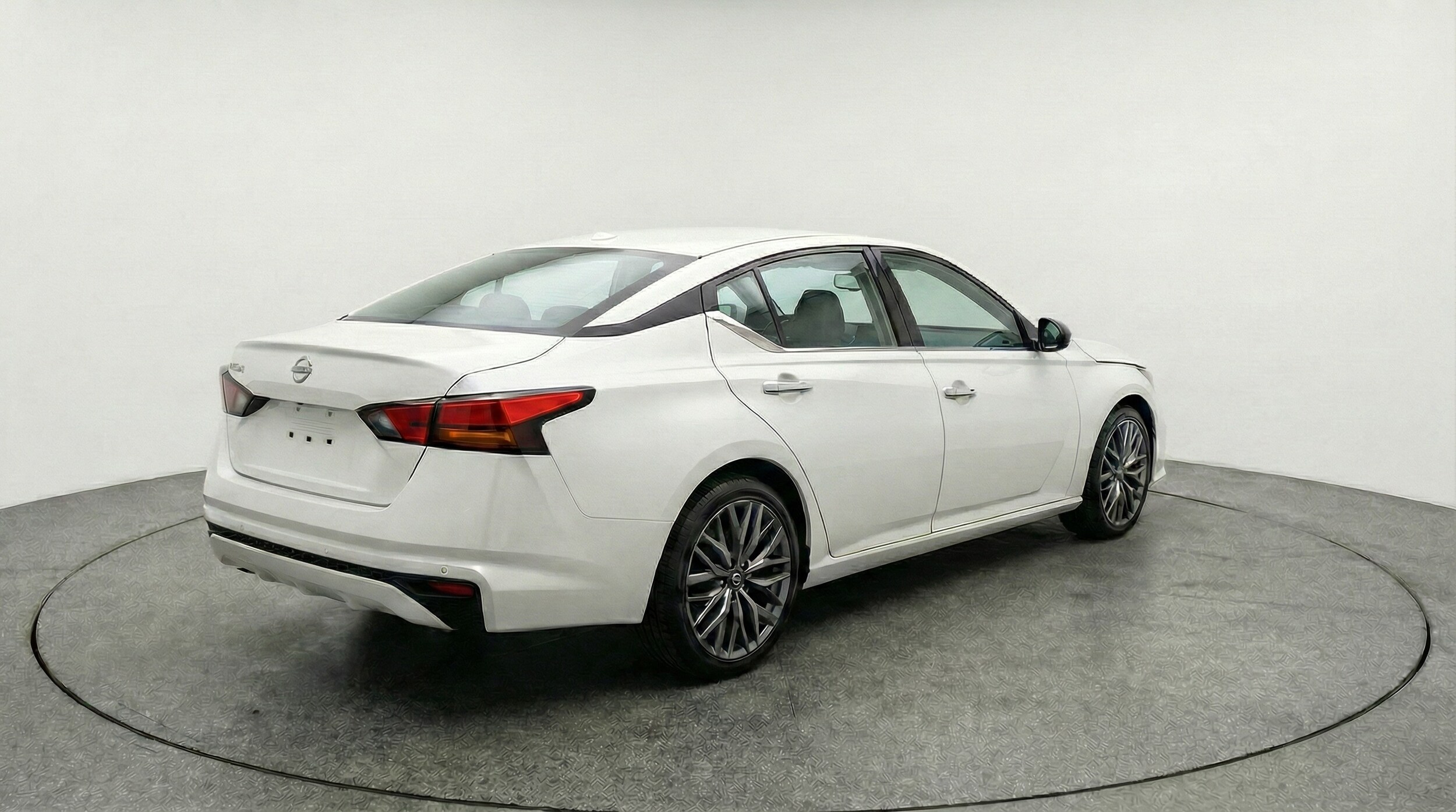 Thumbnail: 2025 Nissan Altima - 7