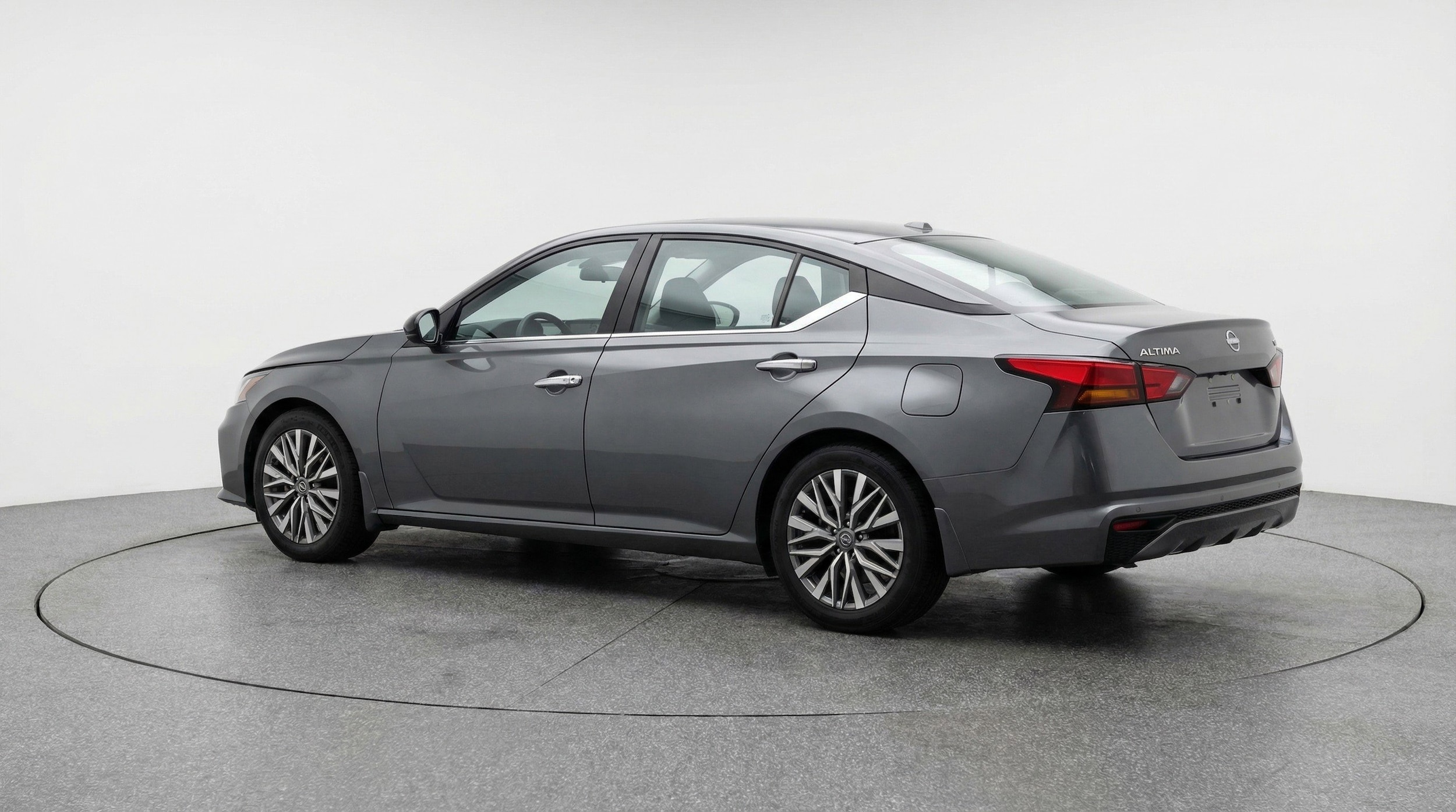 Thumbnail: 2025 Nissan Altima - 6