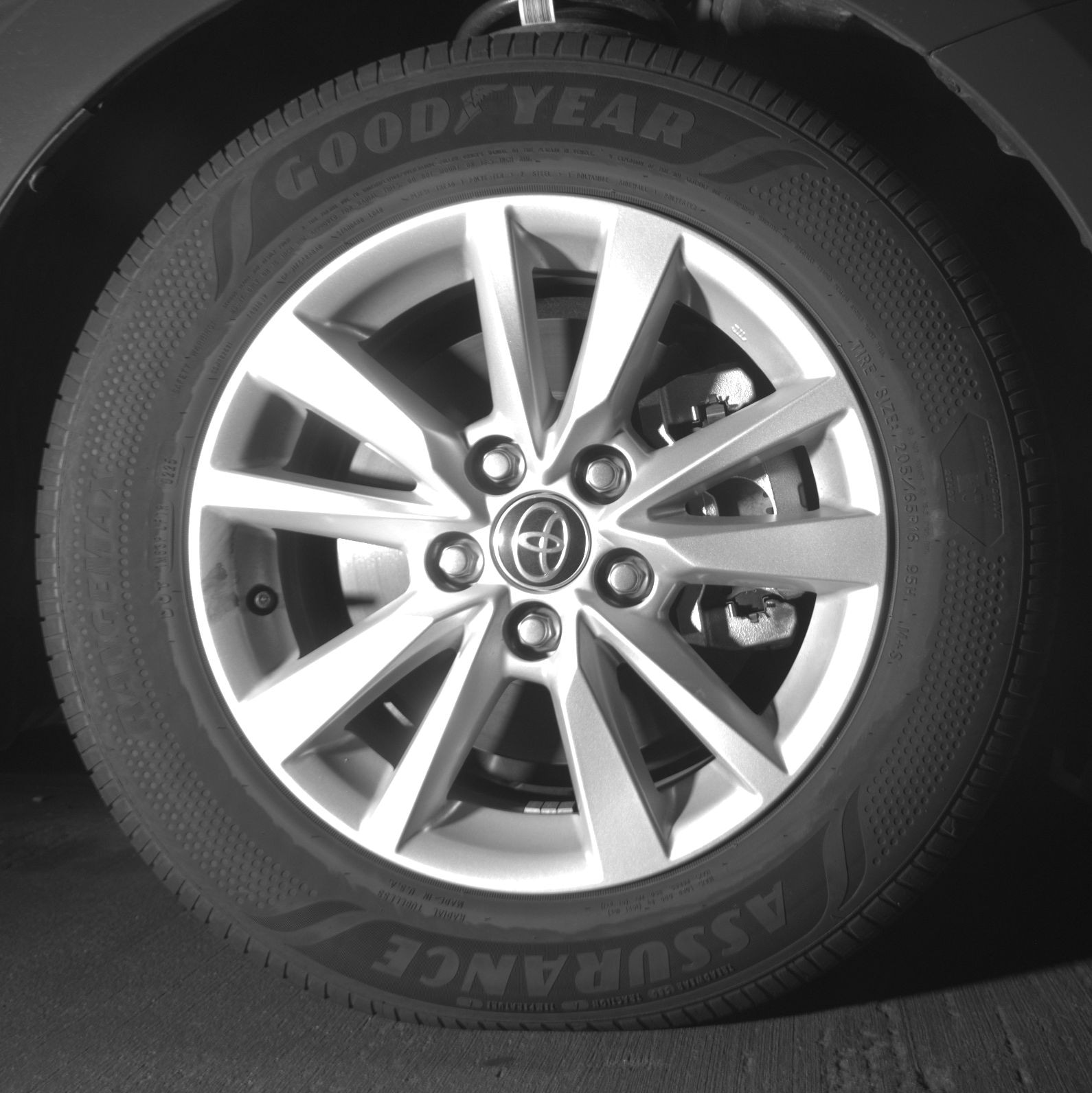 Thumbnail: 2025 Toyota Camry - 10