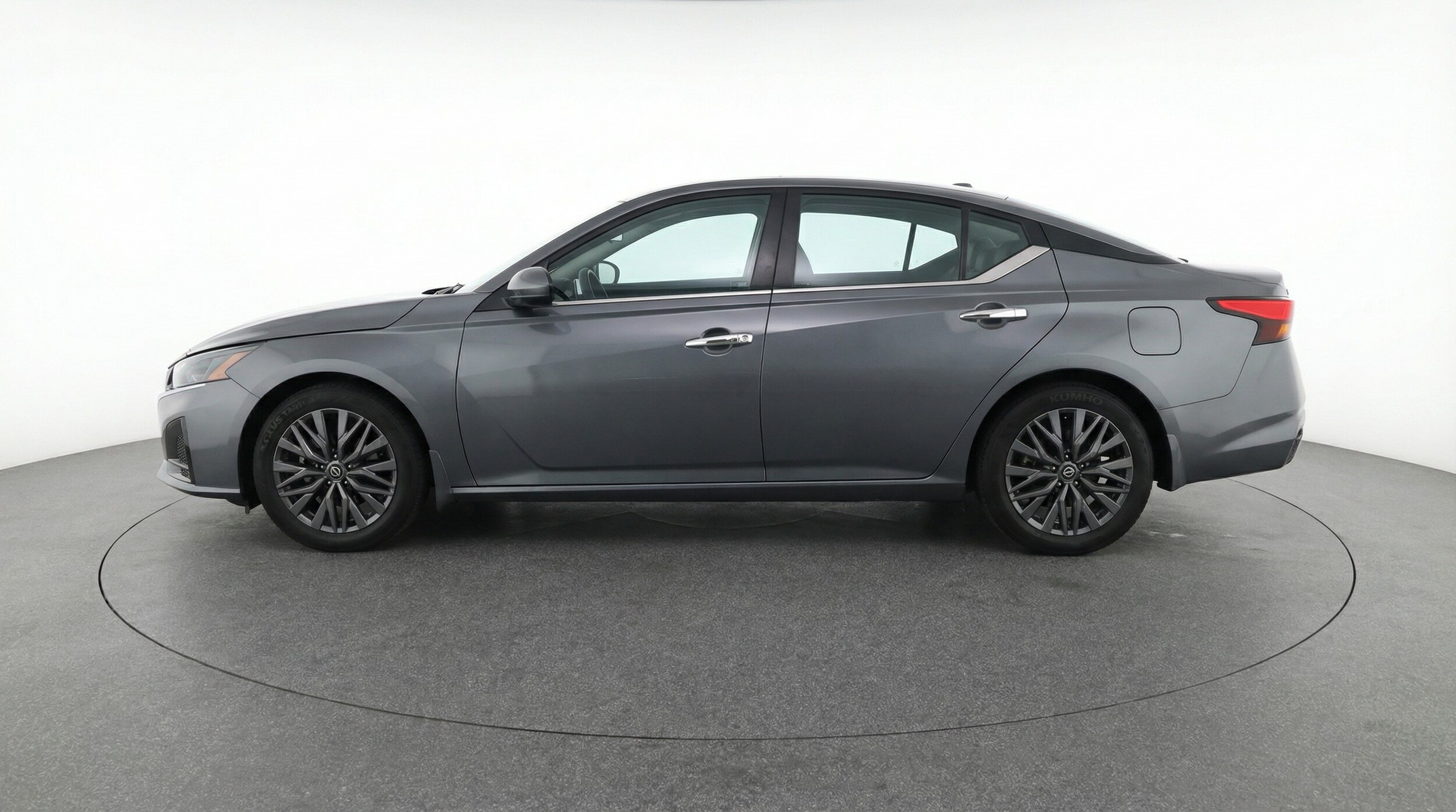 Thumbnail: 2025 Nissan Altima - 4