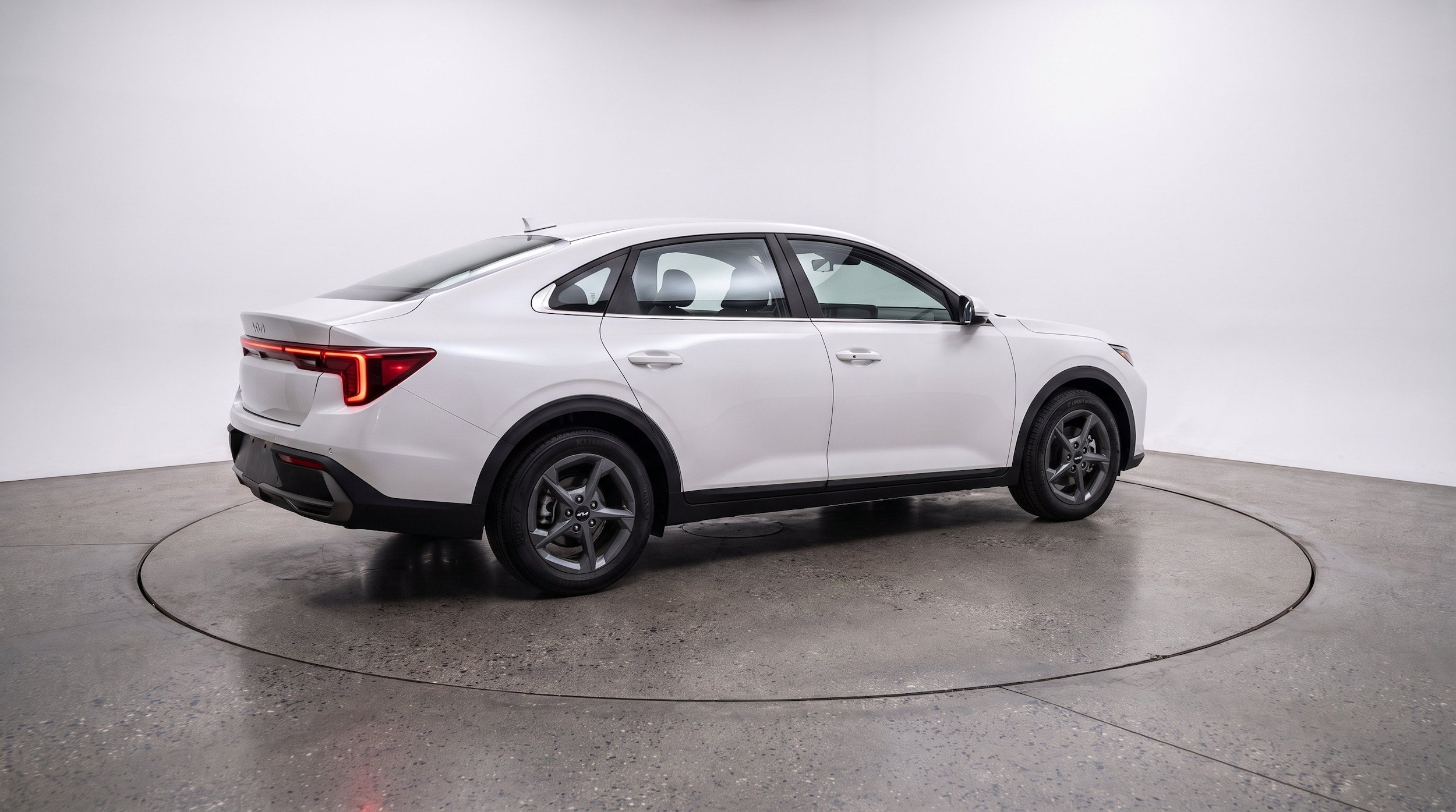 Thumbnail: 2025 Kia K4 - 9