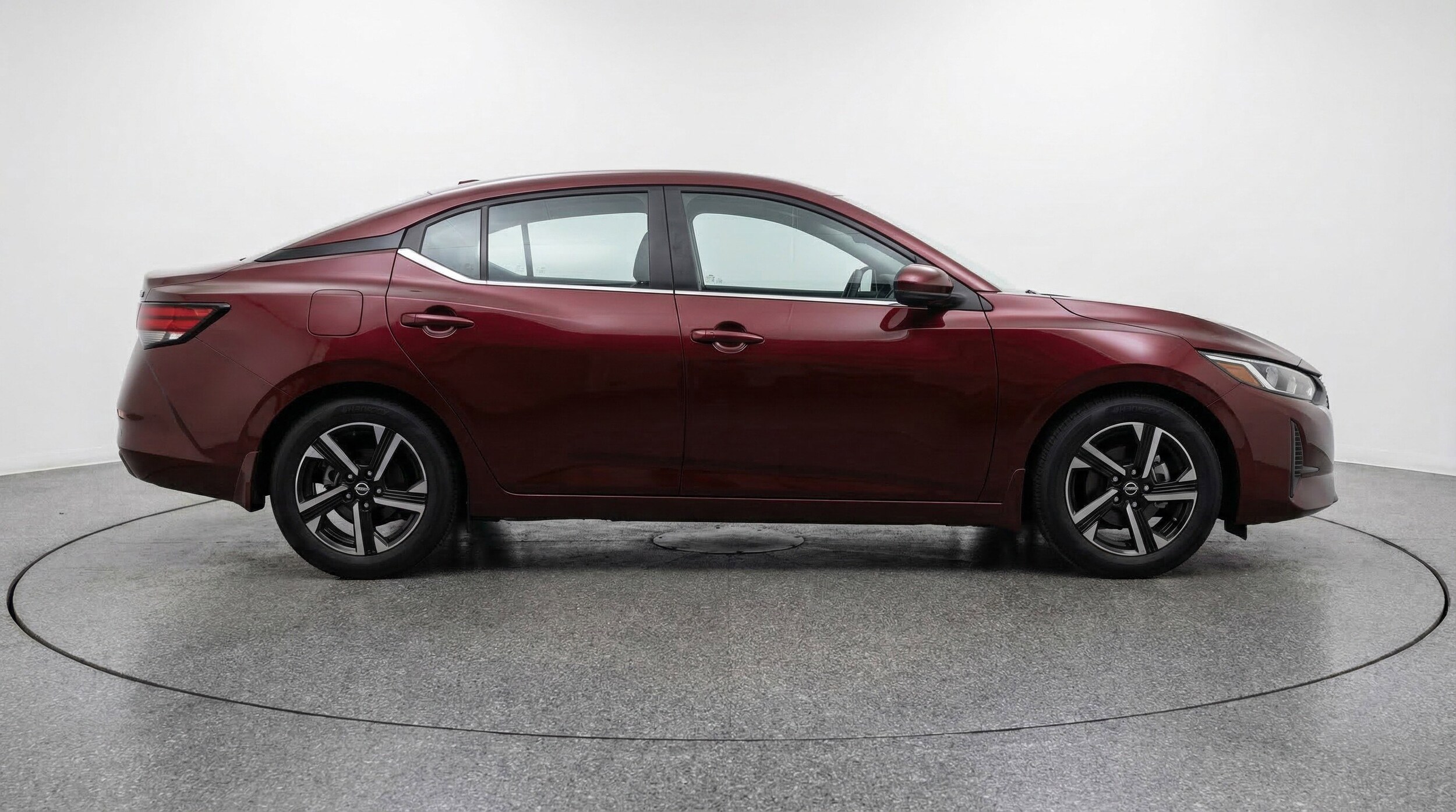 Thumbnail: 2025 Nissan Sentra - 11