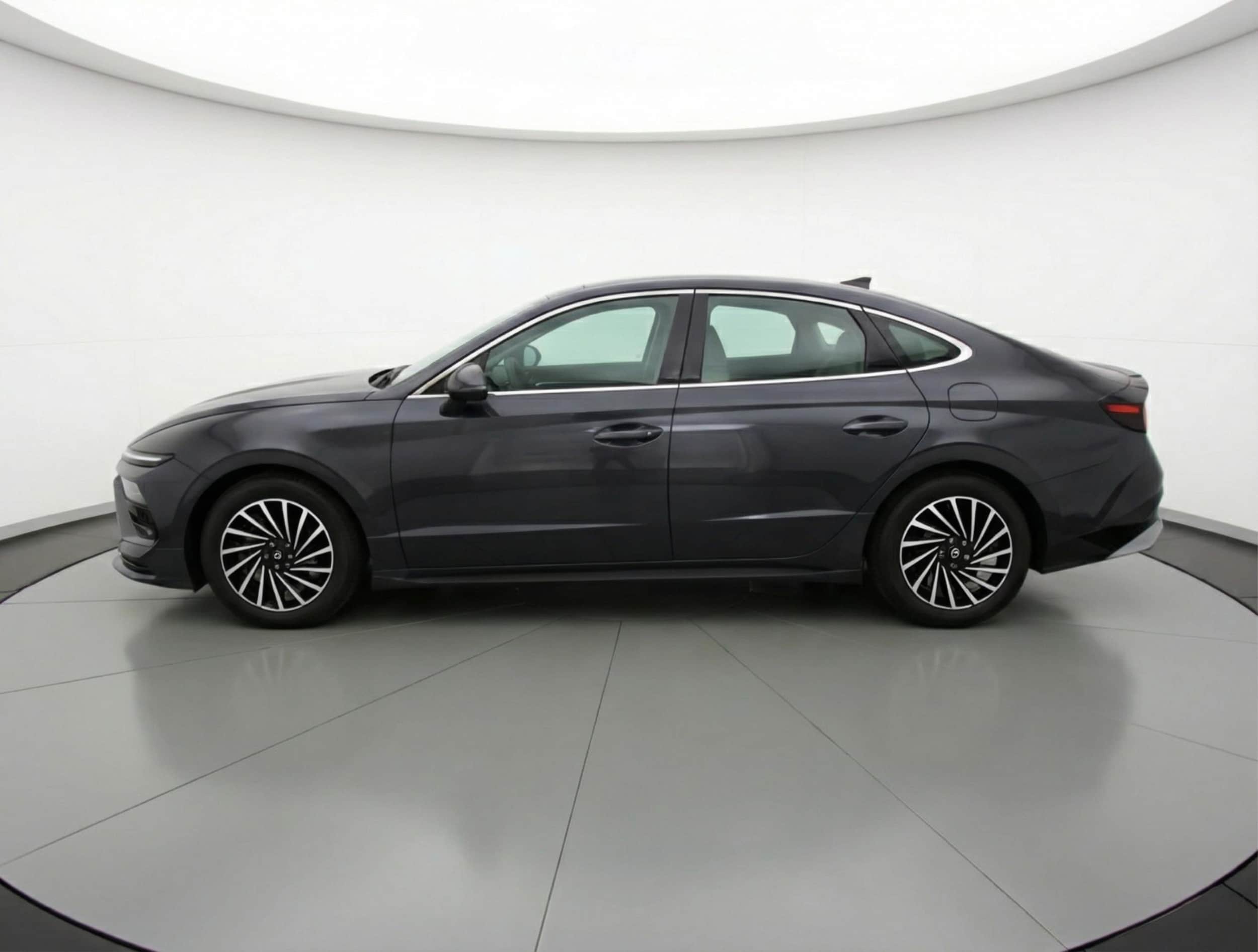 Thumbnail: 2025 Hyundai Sonata - 4