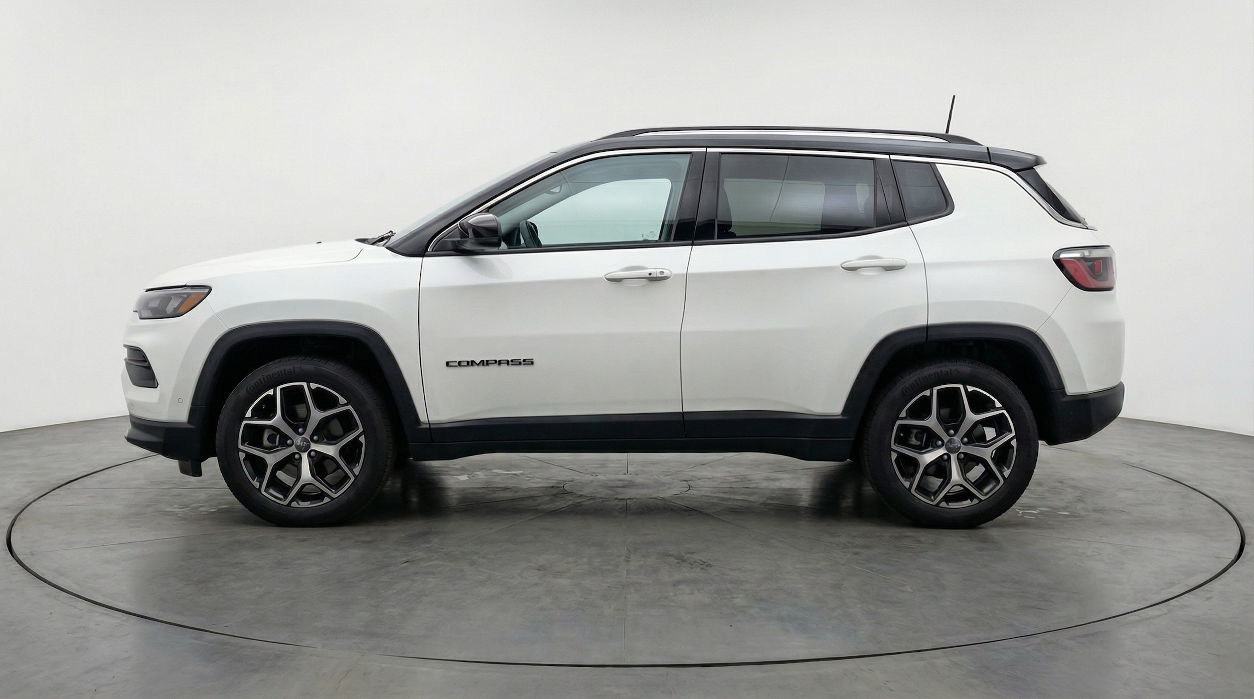 Thumbnail: 2025 Jeep Compass - 4