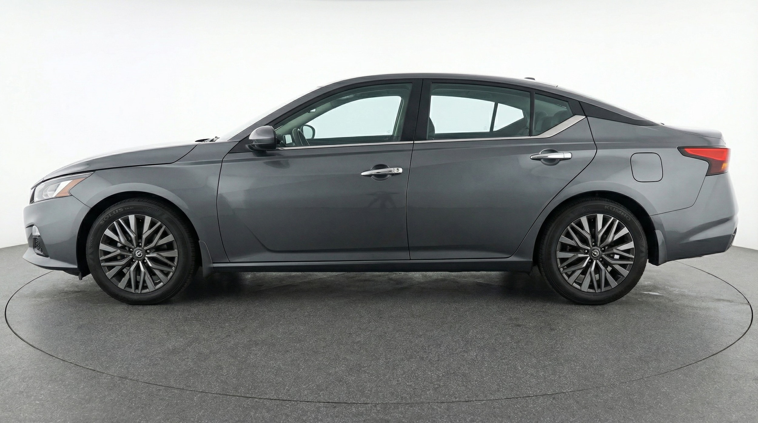 Thumbnail: 2025 Nissan Altima - 4