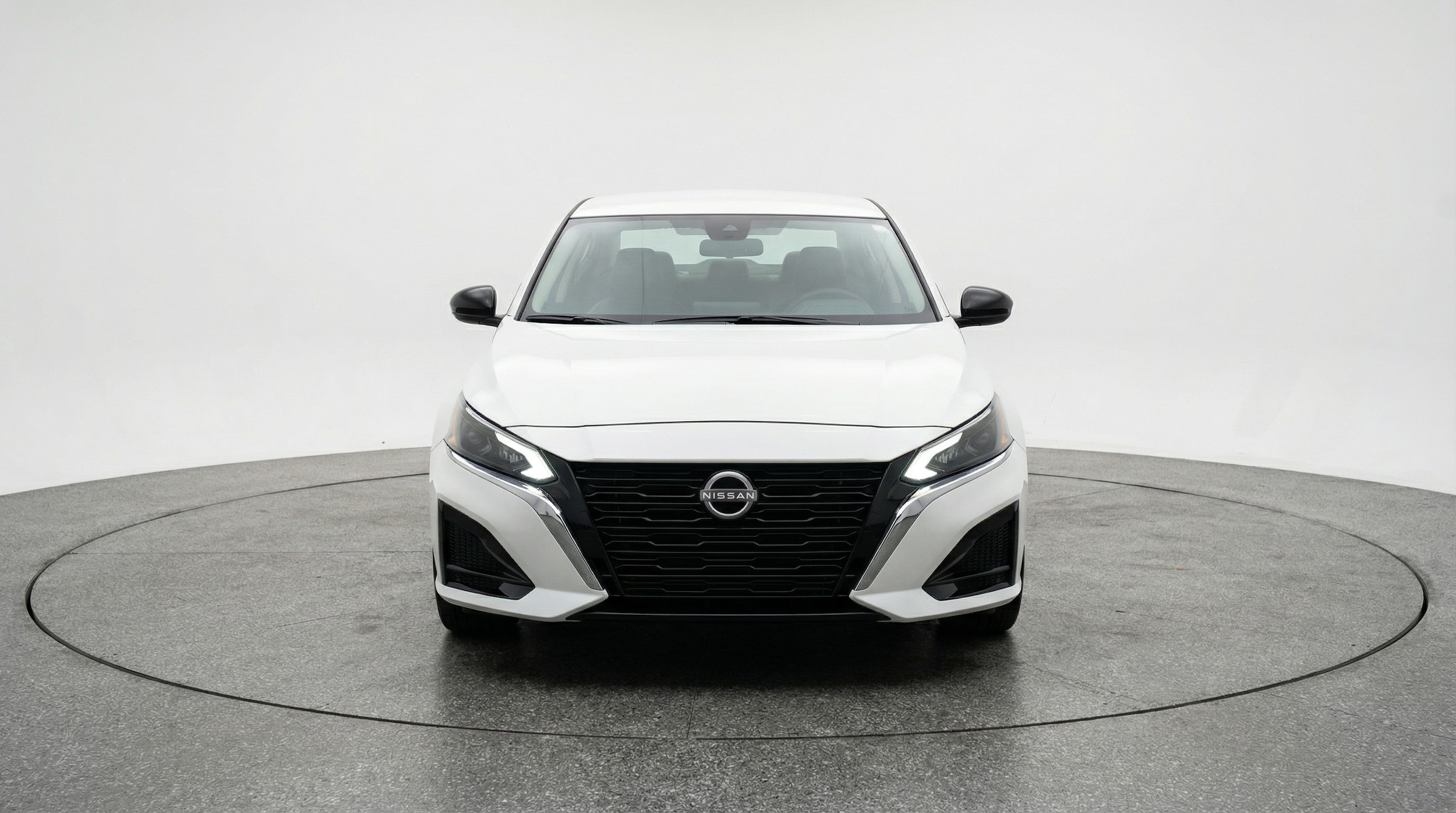 Thumbnail: 2025 Nissan Altima - 2