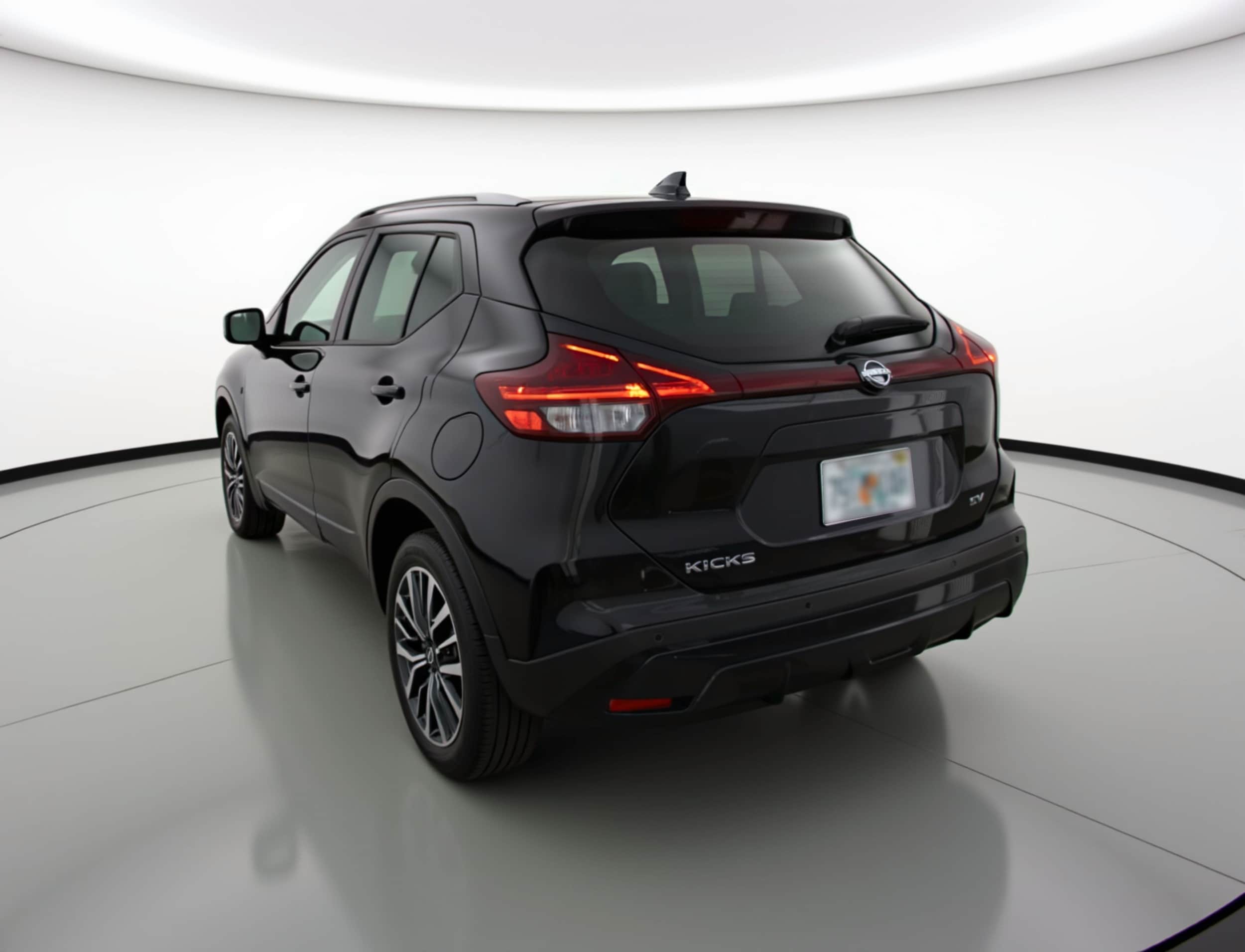 Thumbnail: 2024 Nissan Kicks - 5
