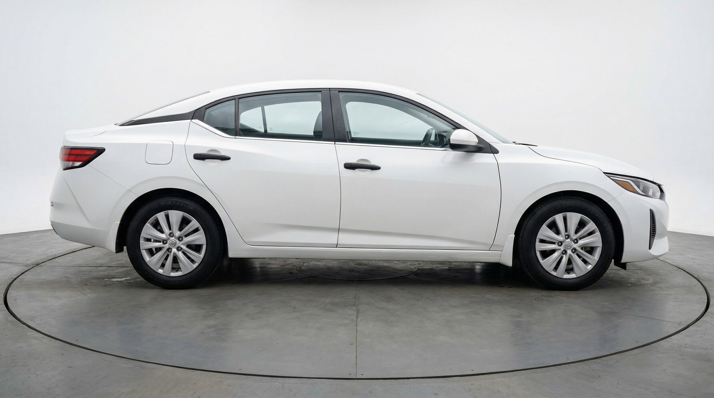 Thumbnail: 2025 Nissan Sentra - 11