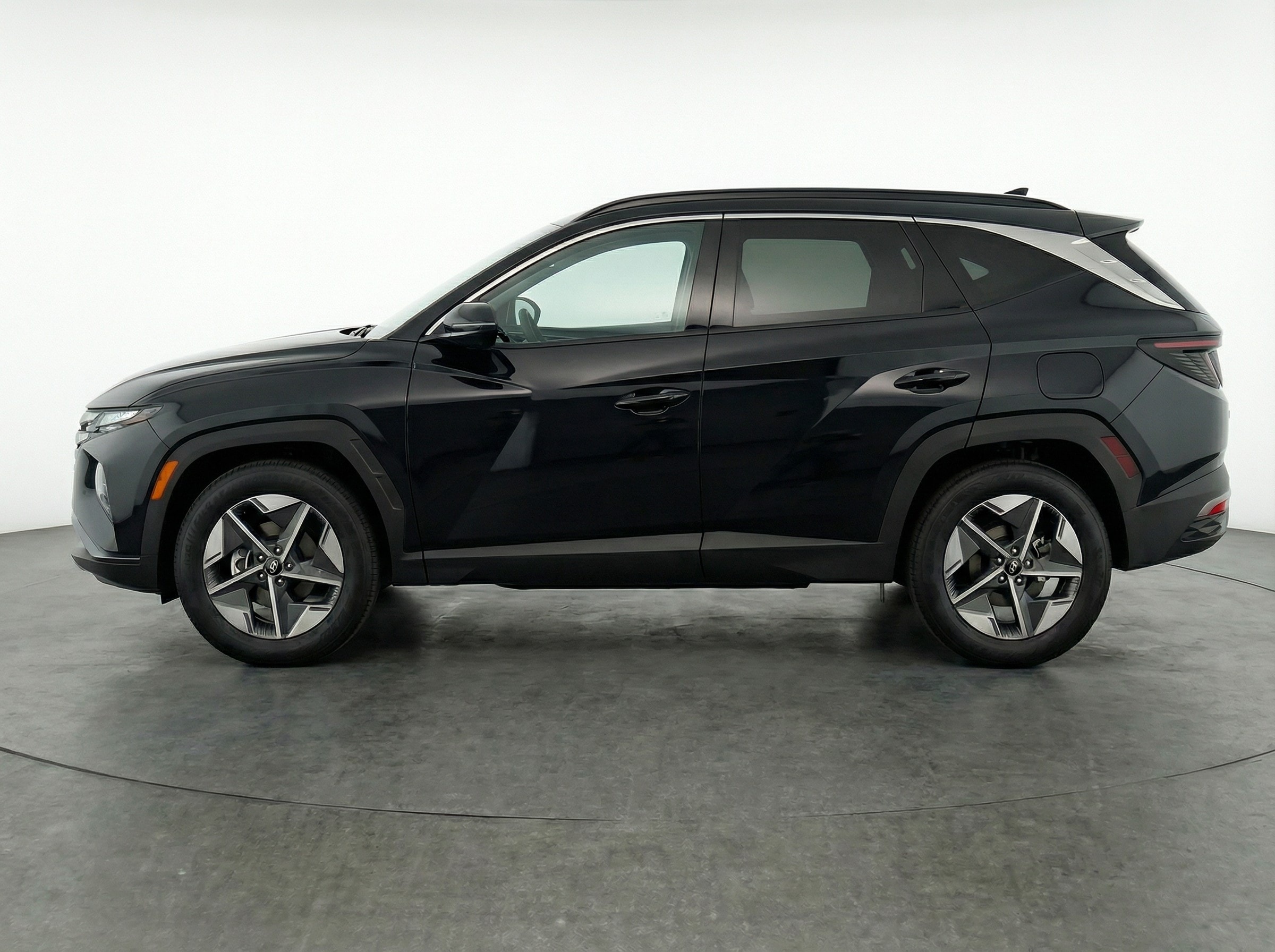 Thumbnail: 2025 Hyundai Tucson - 4