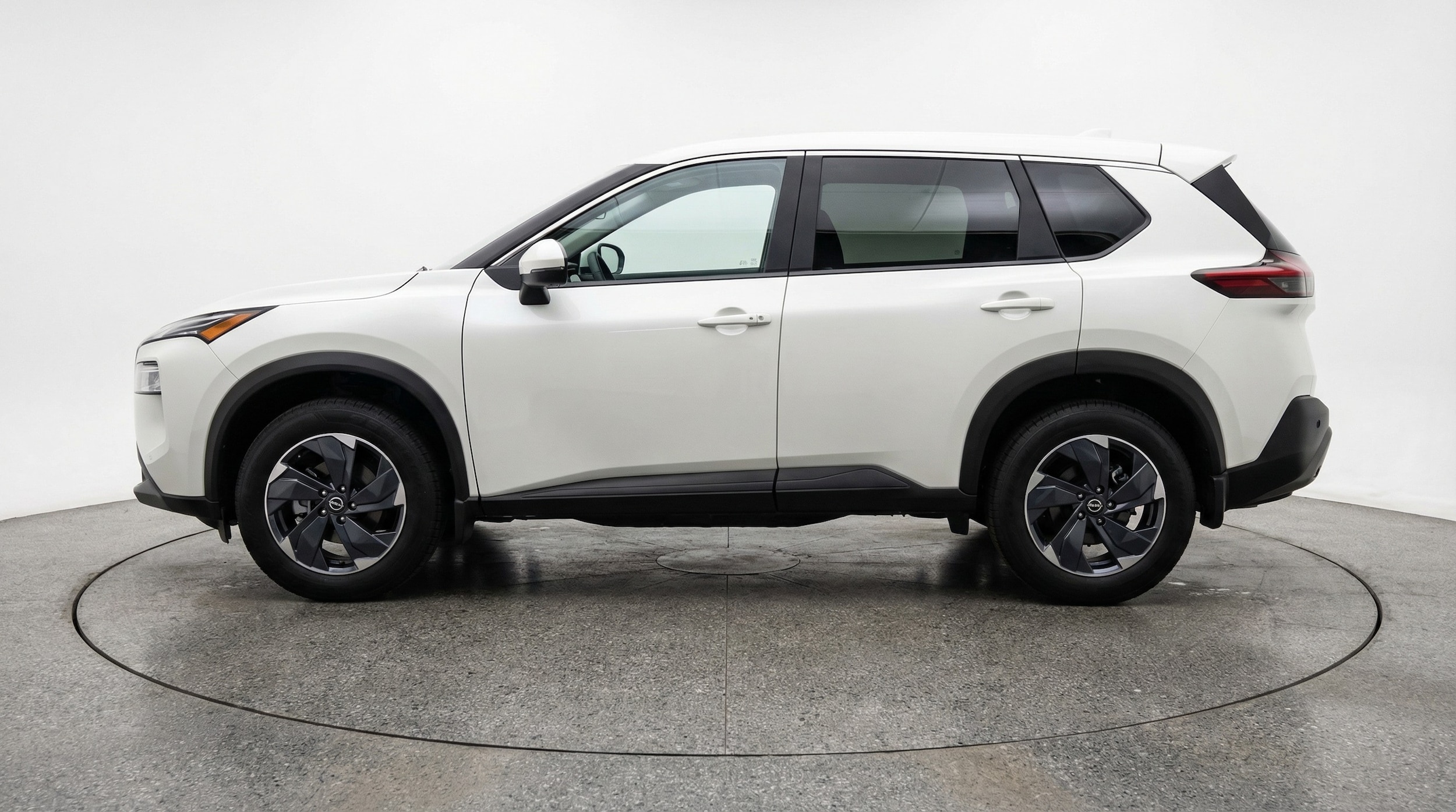 Thumbnail: 2025 Nissan Rogue - 4