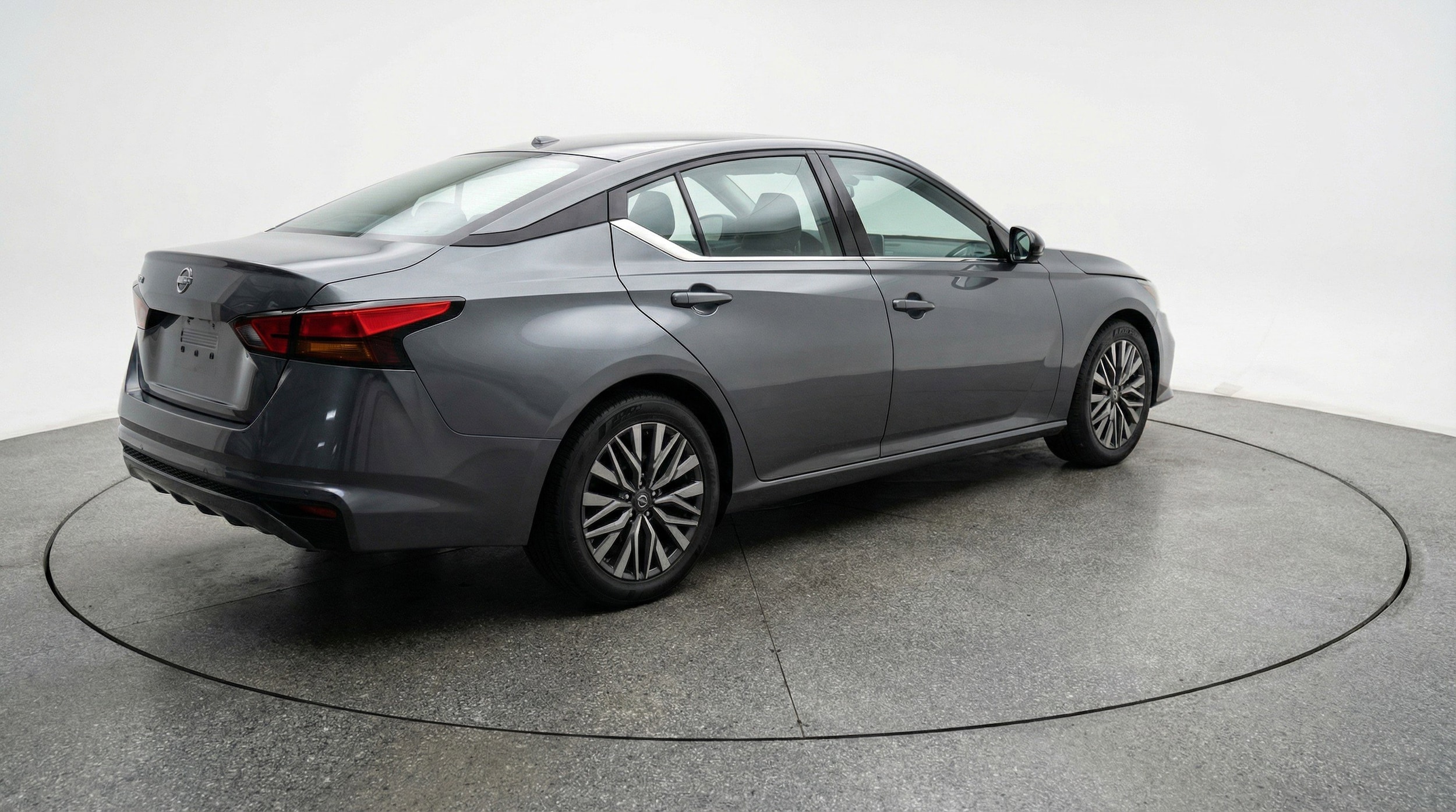 Thumbnail: 2025 Nissan Altima - 9