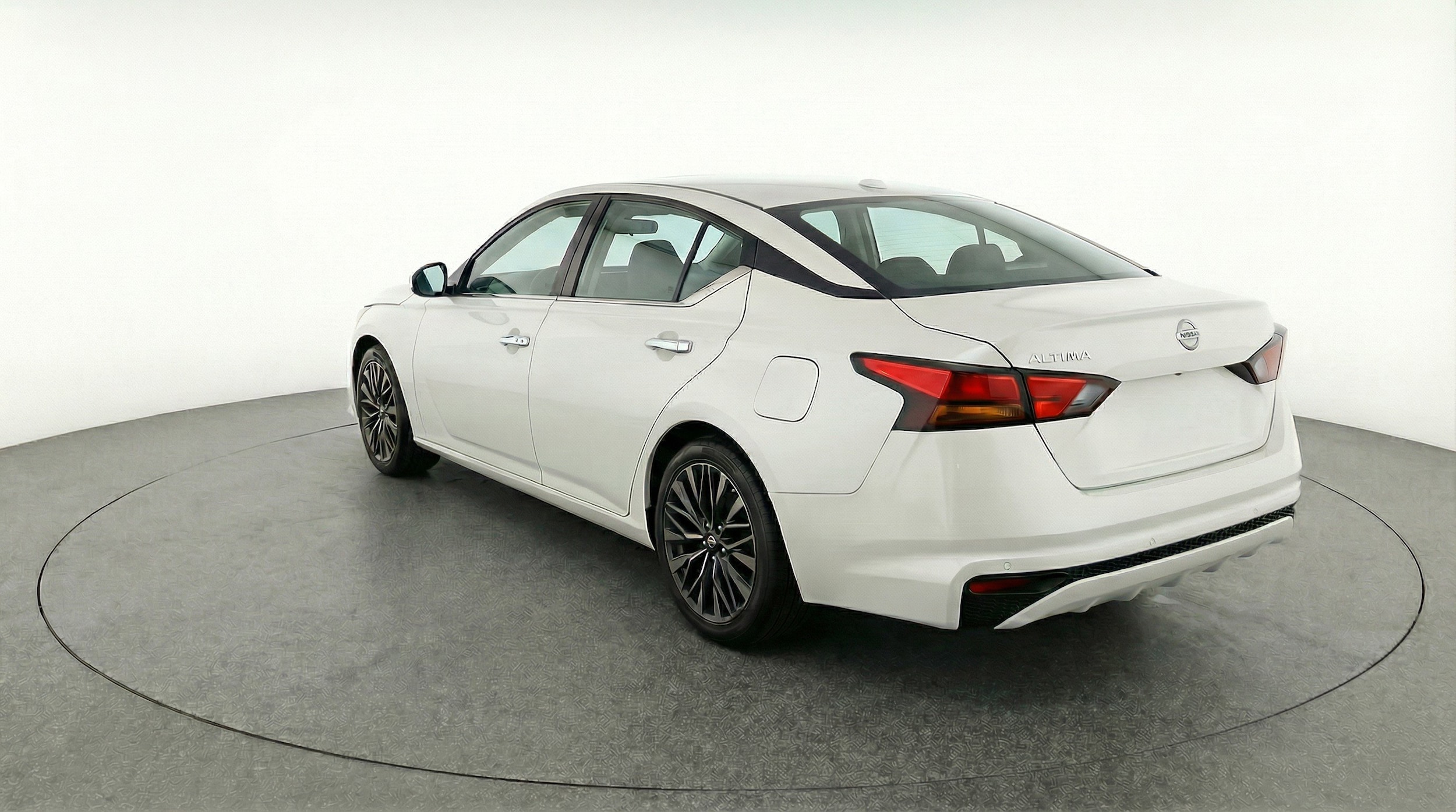 Thumbnail: 2025 Nissan Altima - 6