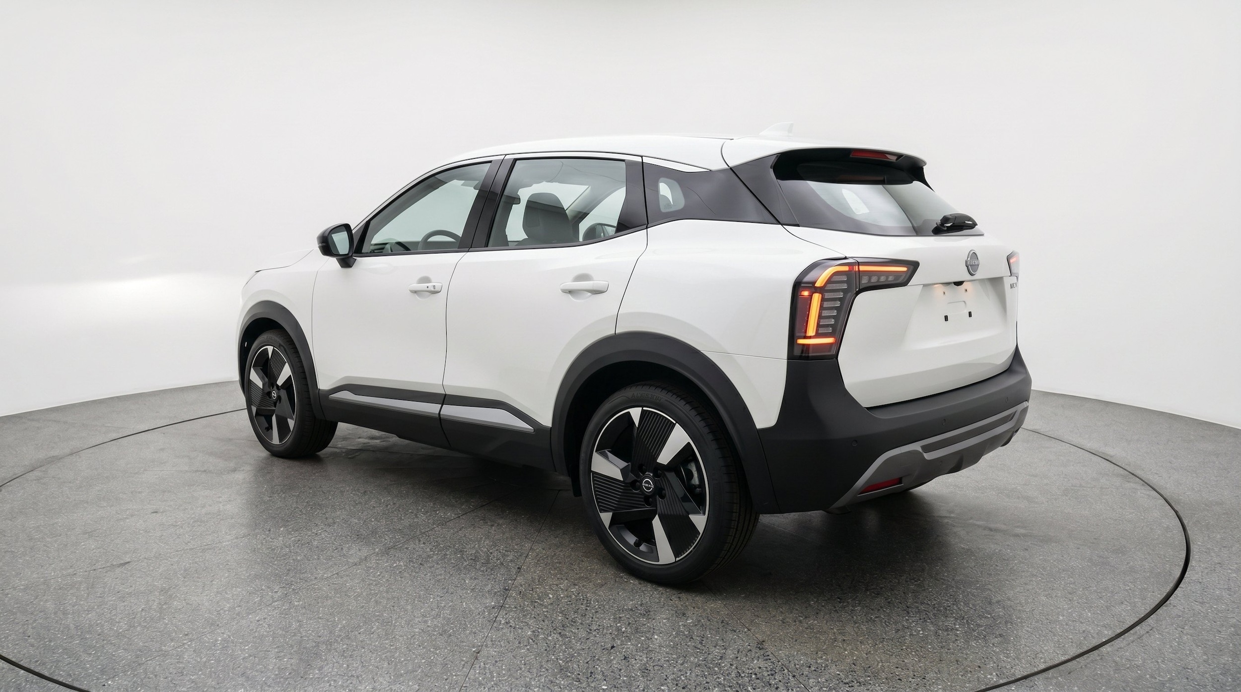Thumbnail: 2026 Nissan Kicks - 6