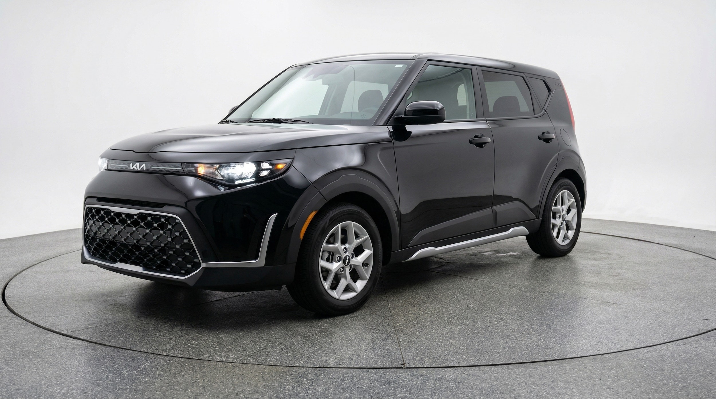 Thumbnail: 2025 Kia Soul - 3