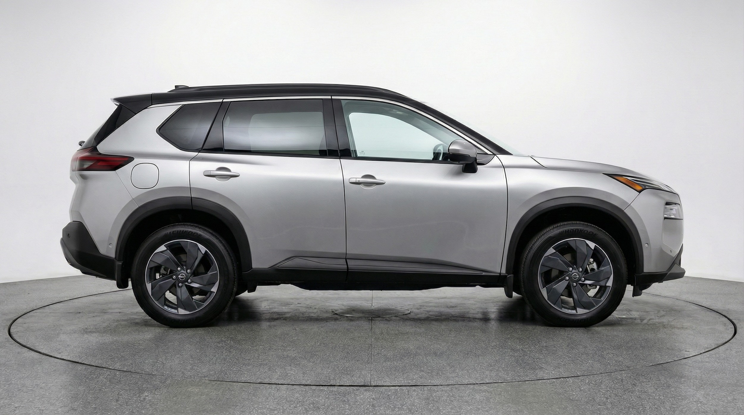 Thumbnail: 2025 Nissan Rogue - 8