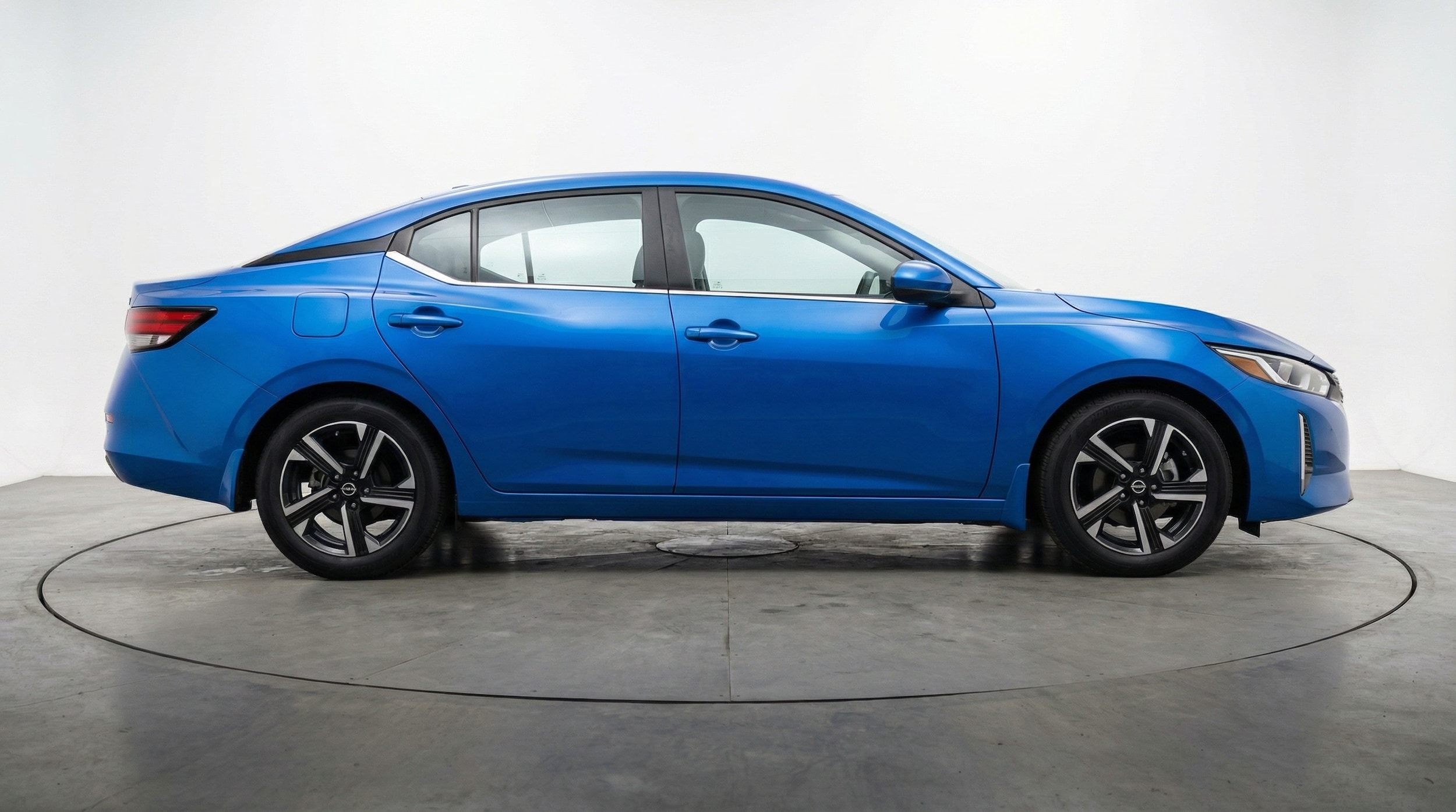 Thumbnail: 2025 Nissan Sentra - 8