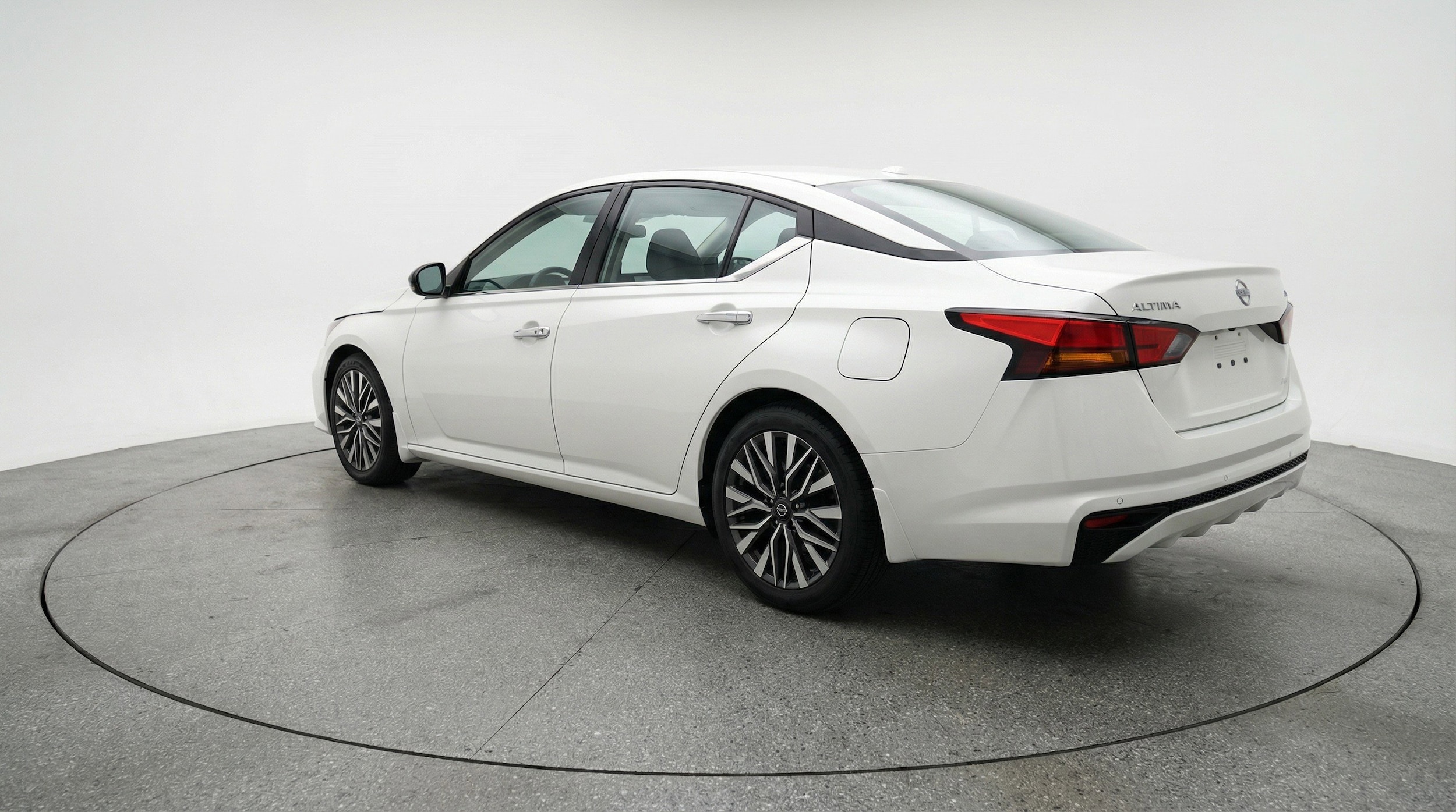 Thumbnail: 2025 Nissan Altima - 6