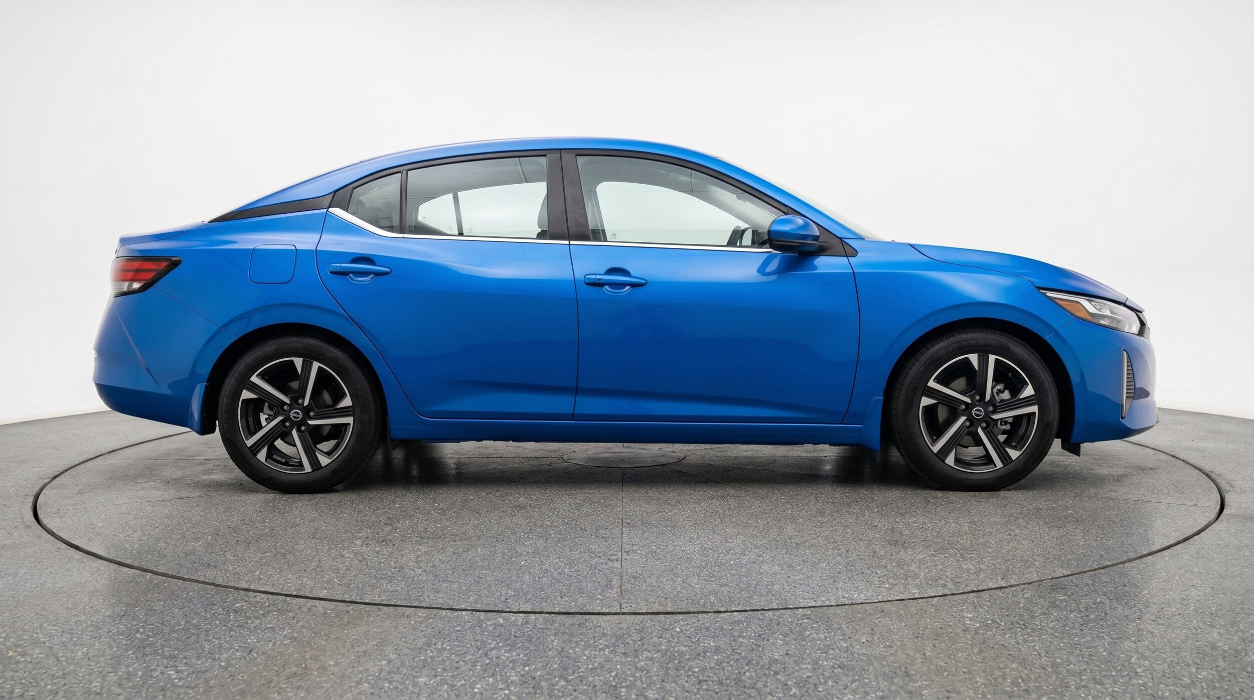 Thumbnail: 2025 Nissan Sentra - 11