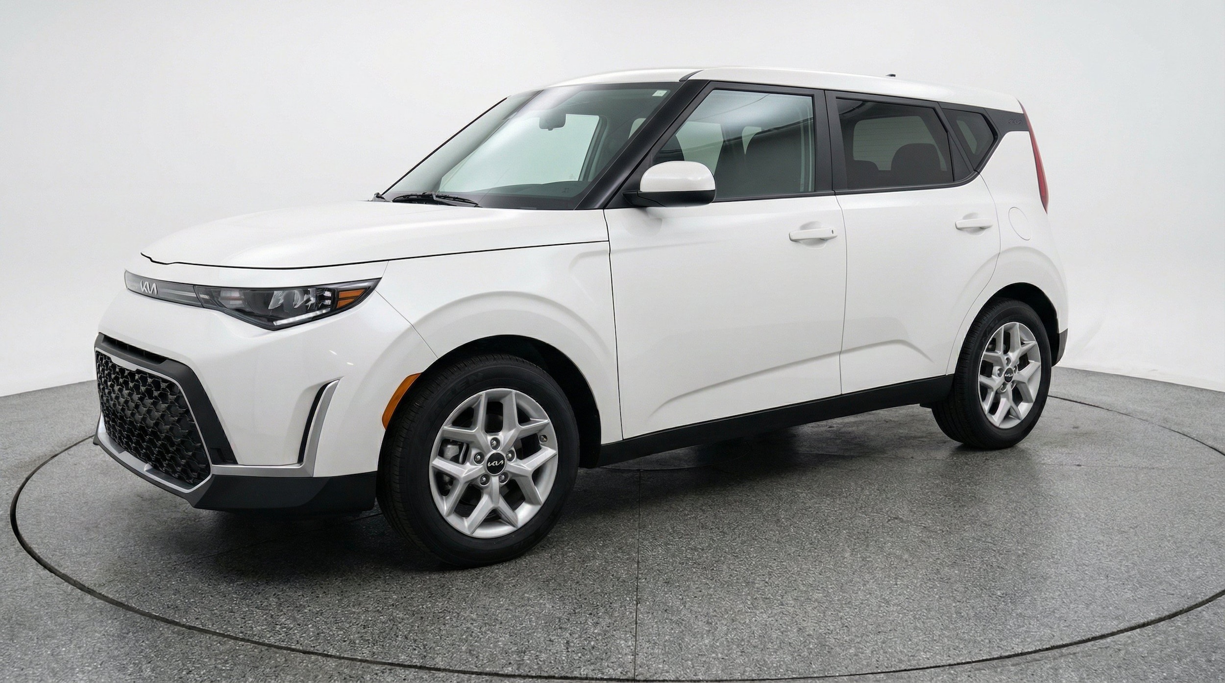 Thumbnail: 2025 Kia Soul - 3