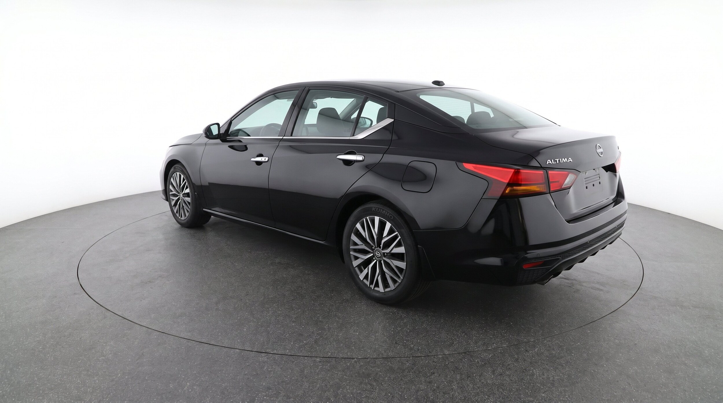Thumbnail: 2025 Nissan Altima - 6