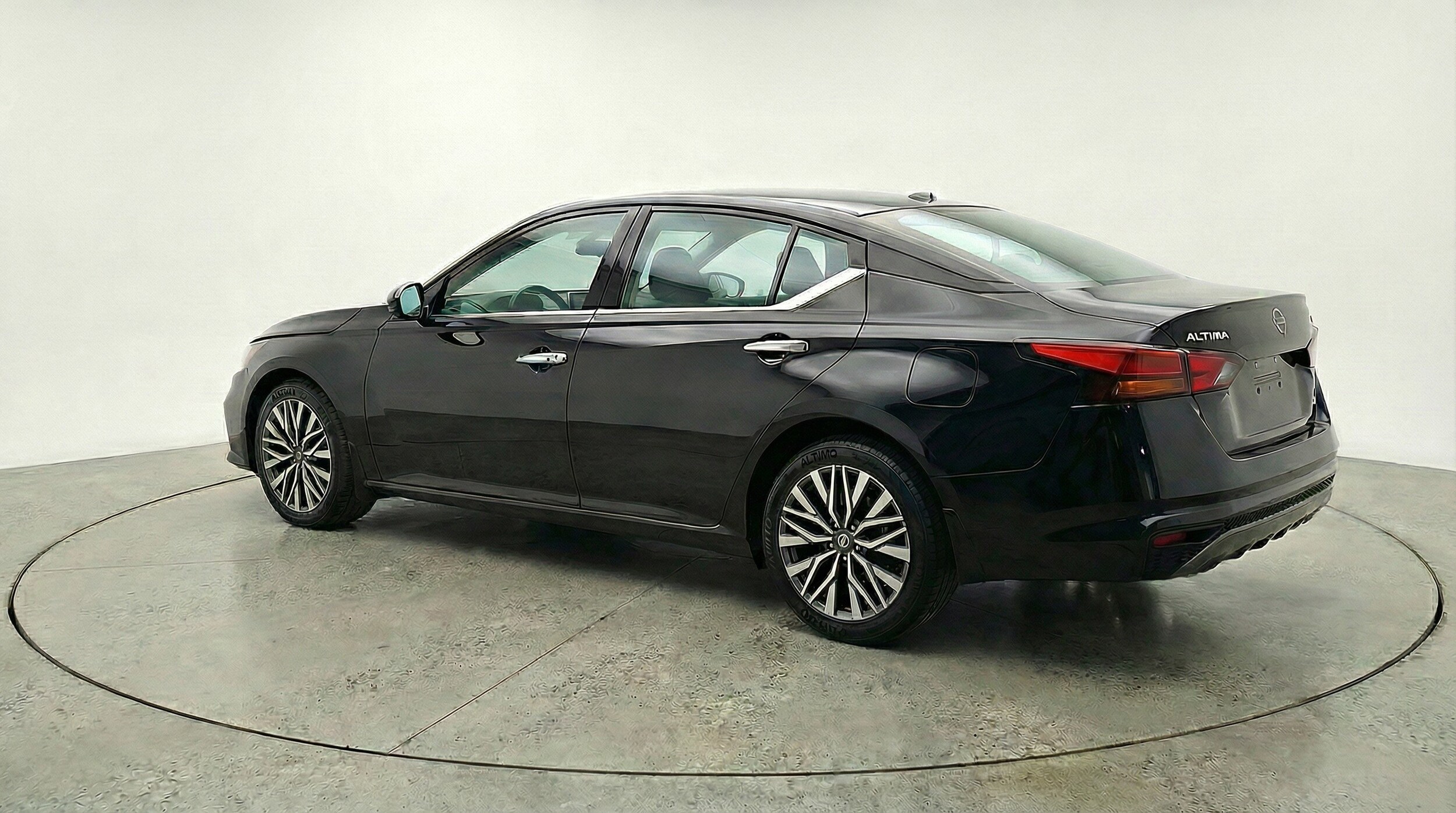 Thumbnail: 2025 Nissan Altima - 6
