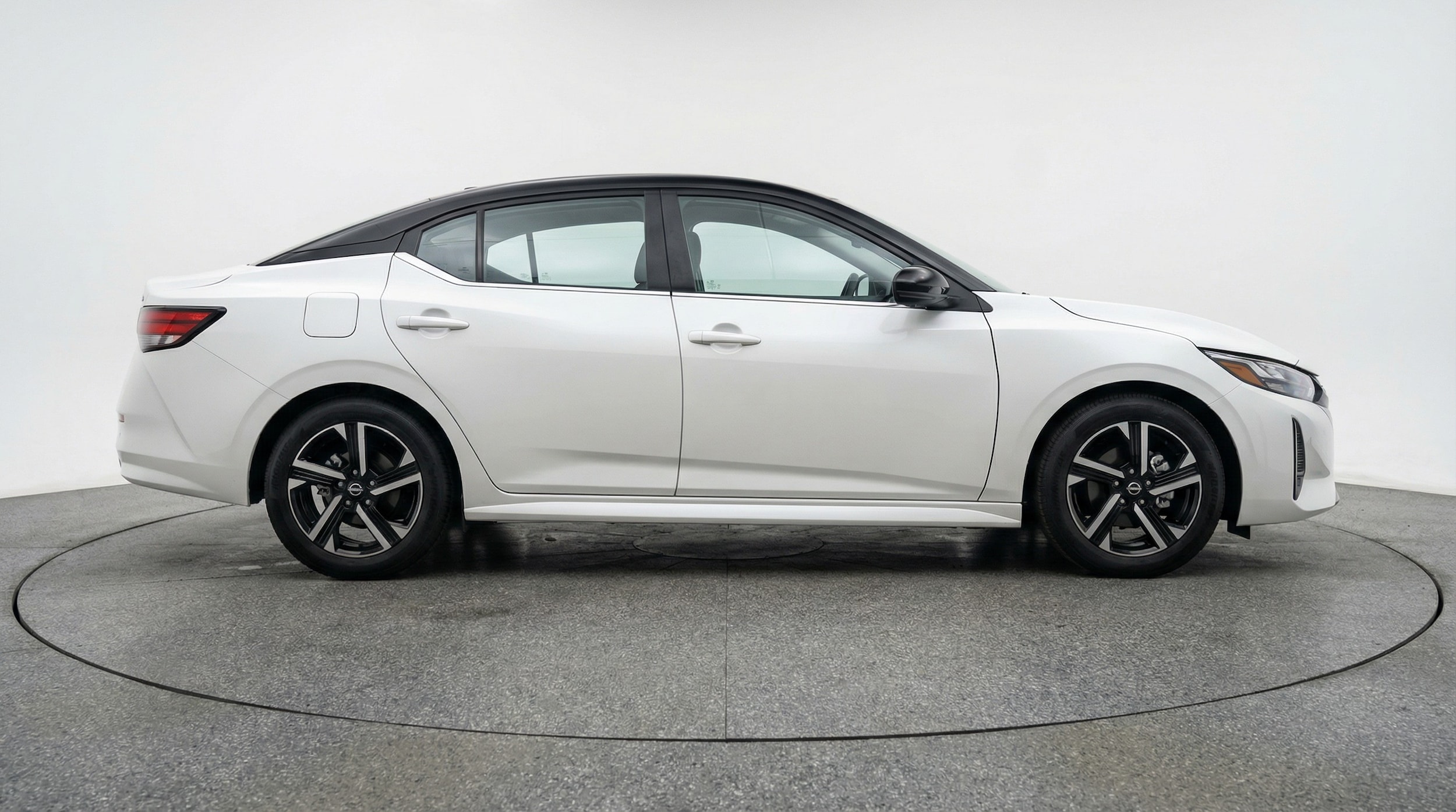 Thumbnail: 2025 Nissan Sentra - 8