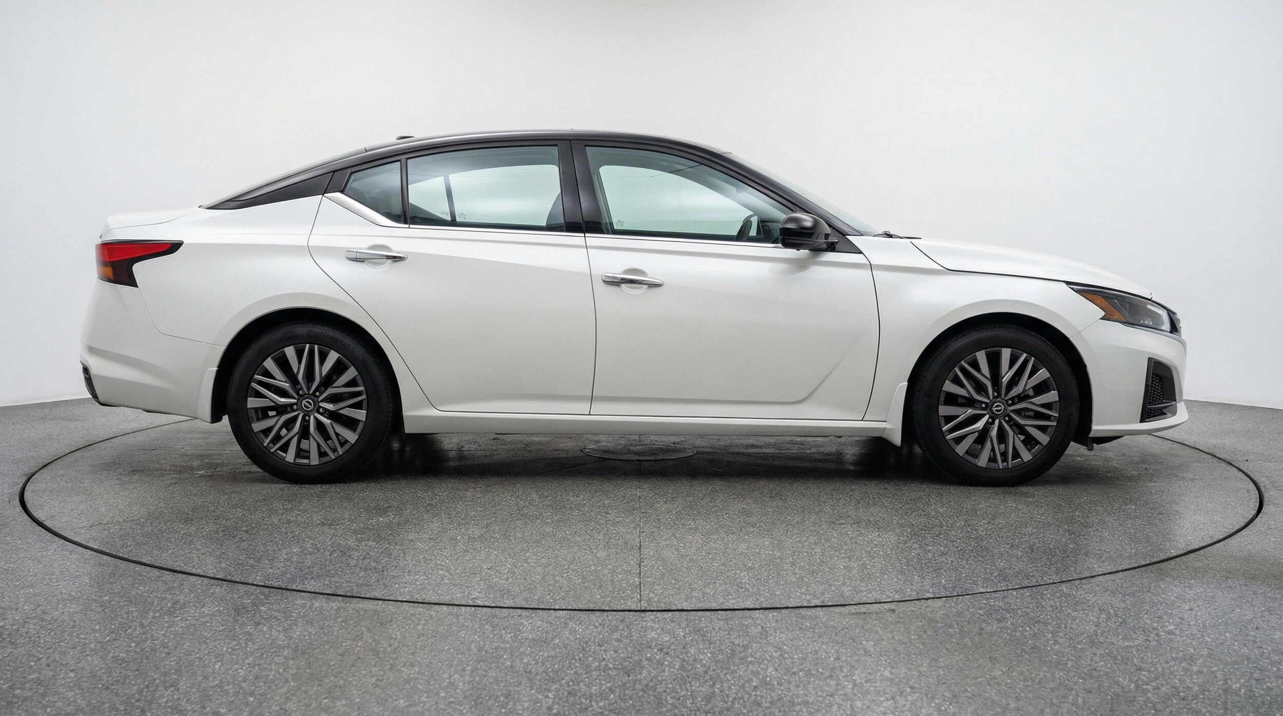 Thumbnail: 2025 Nissan Altima - 11