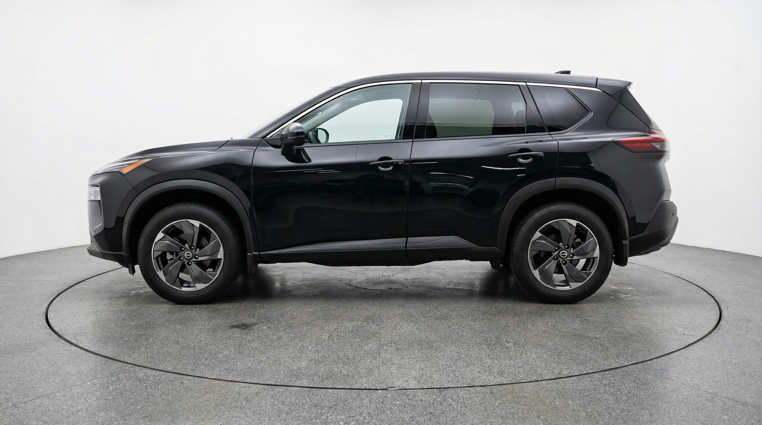 Thumbnail: 2025 Nissan Rogue - 4