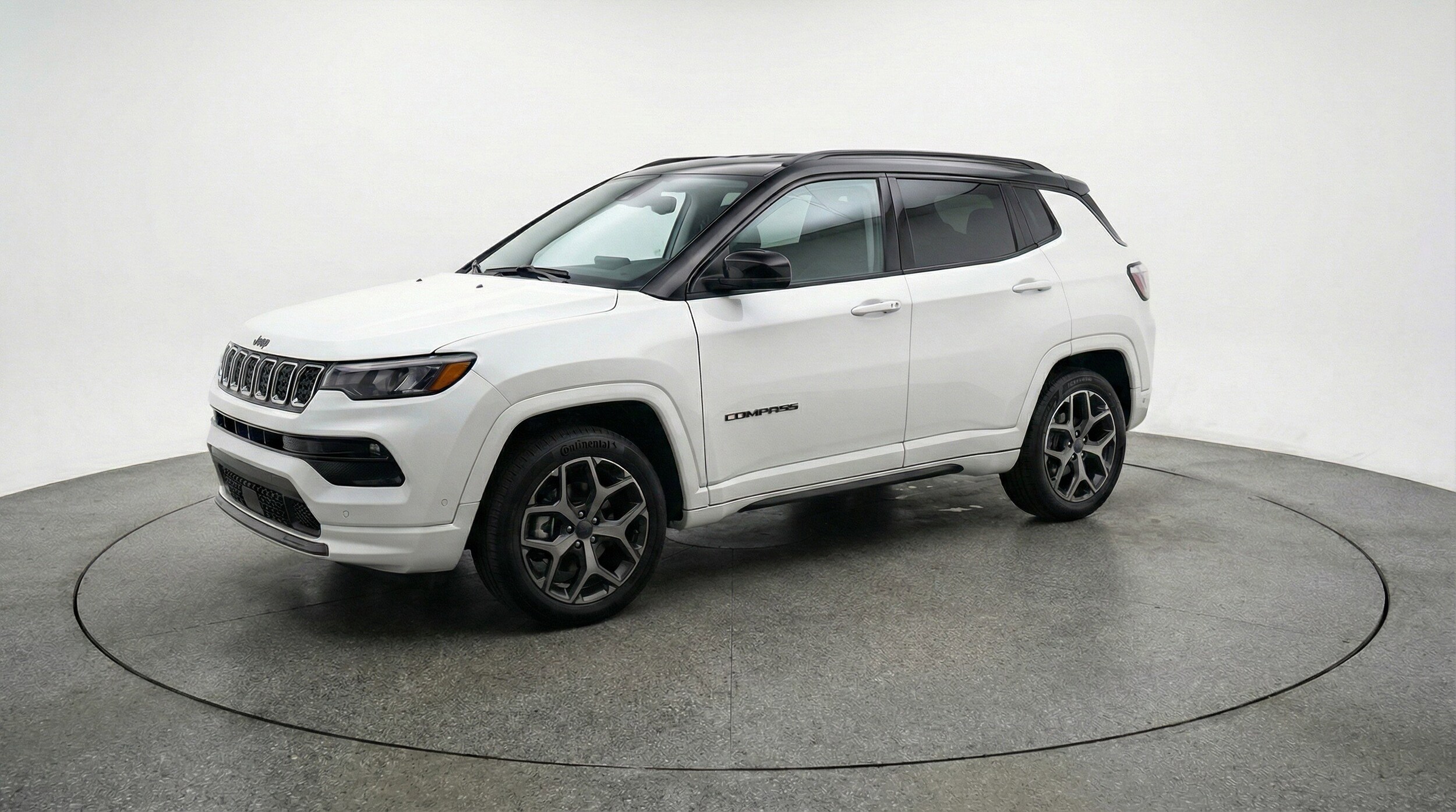Thumbnail: 2025 Jeep Compass - 3