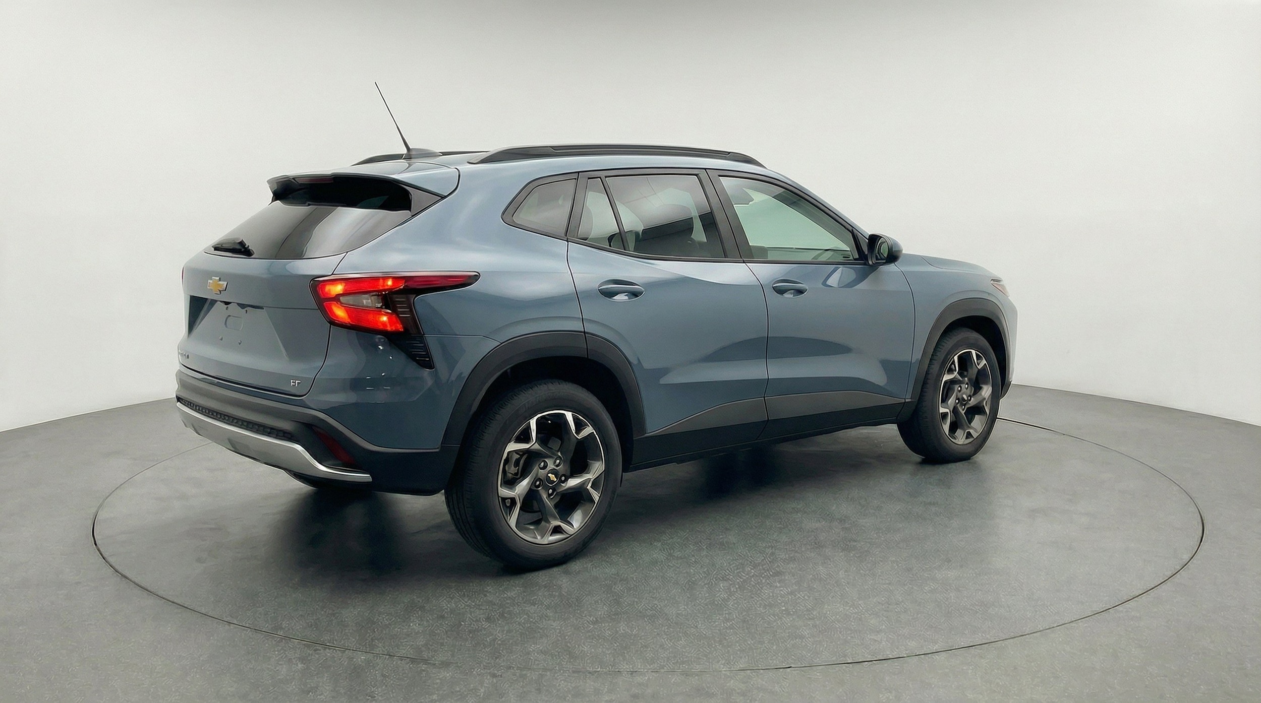 Thumbnail: 2025 Chevrolet Trax - 9