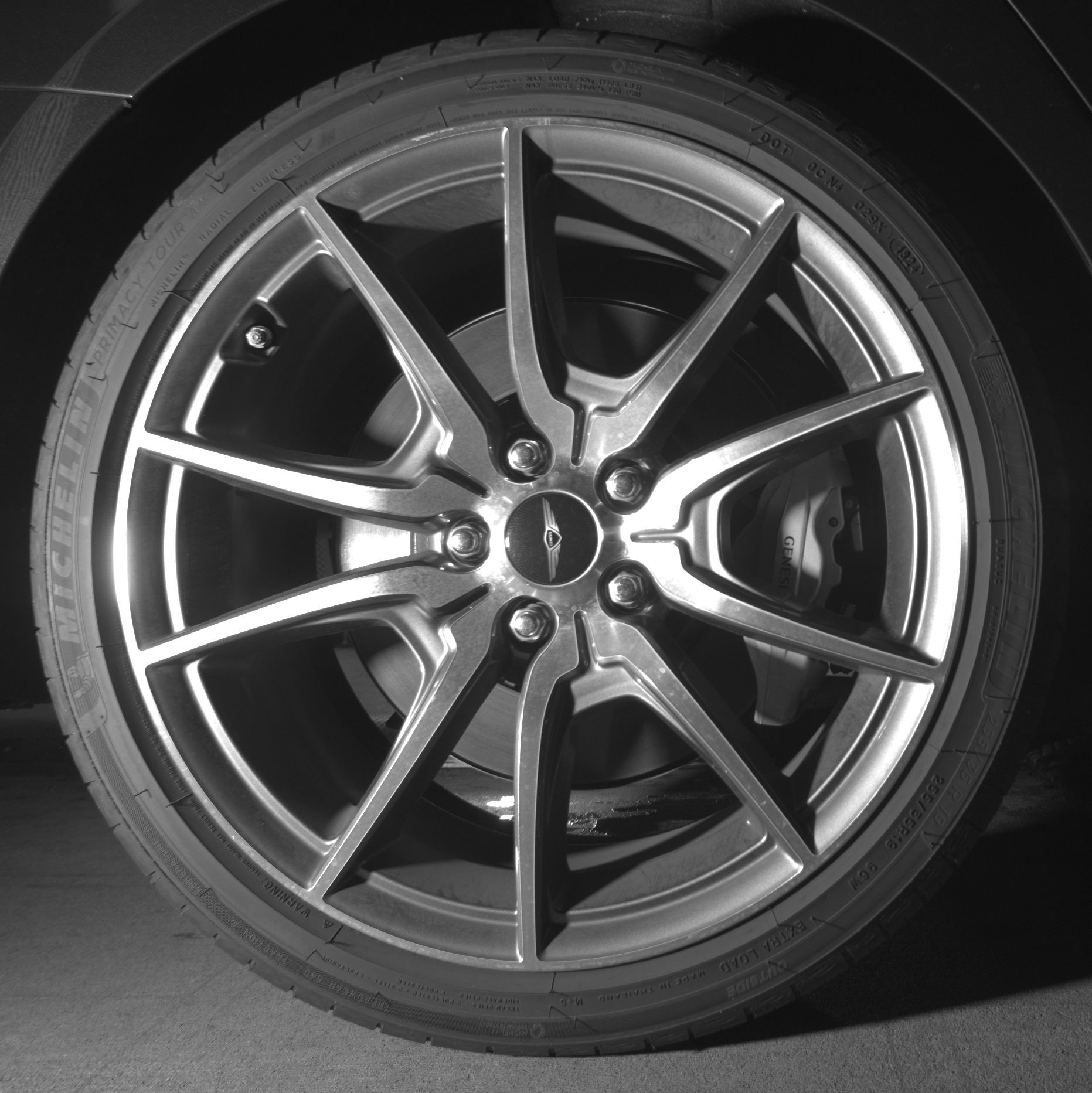 Thumbnail: 2025 Genesis G70 - 12