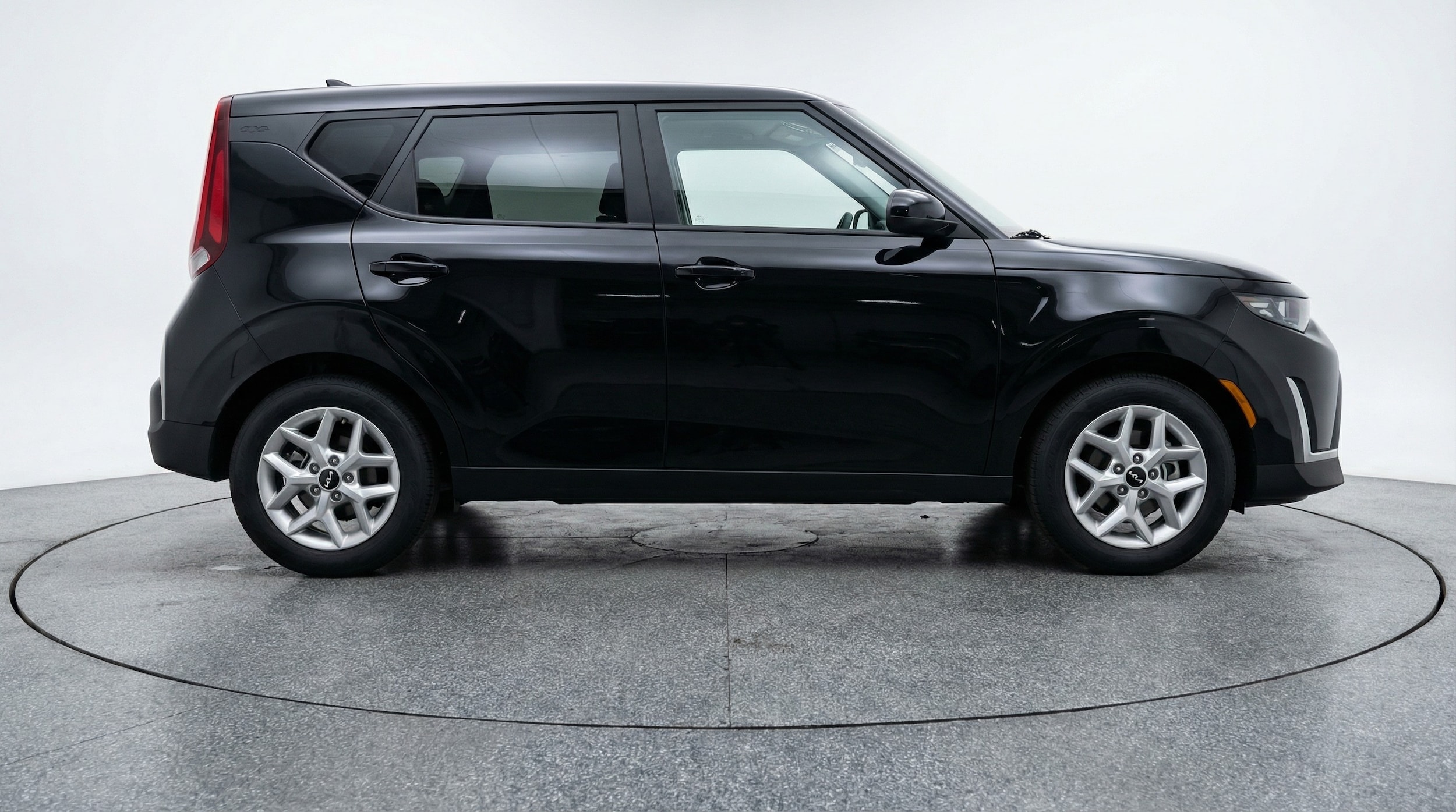 Thumbnail: 2025 Kia Soul - 8