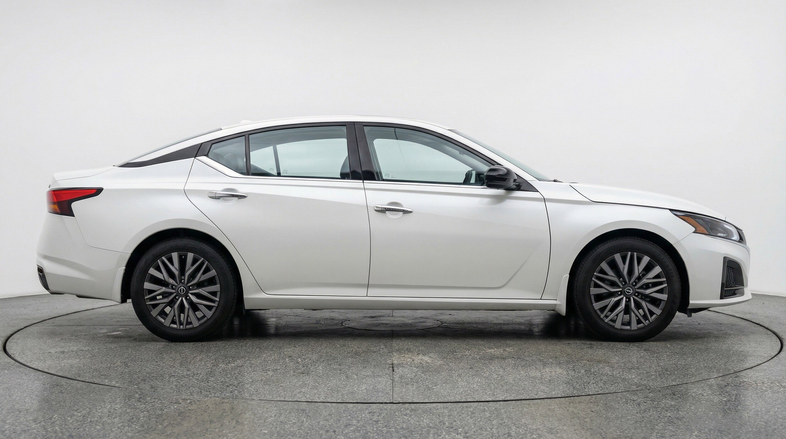 Thumbnail: 2025 Nissan Altima - 11
