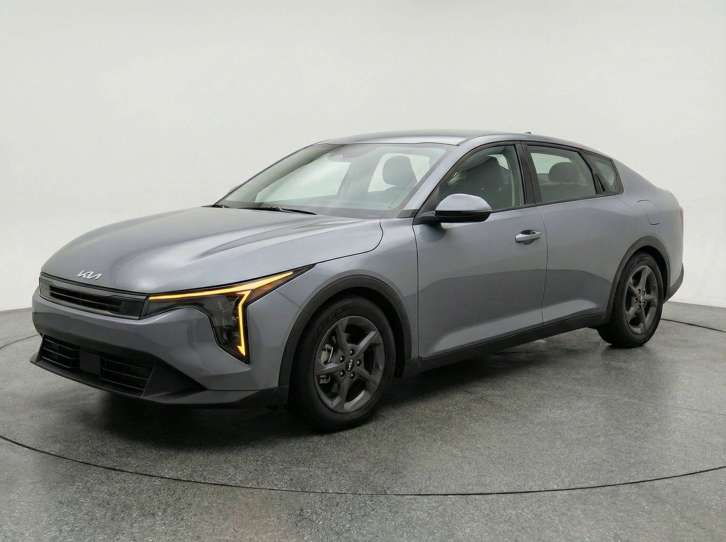 Thumbnail: 2025 Kia K4 - 3