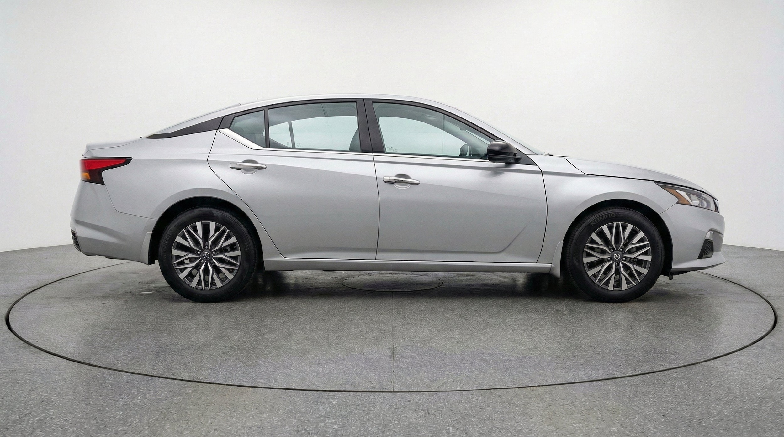 Thumbnail: 2026 Nissan Altima - 10