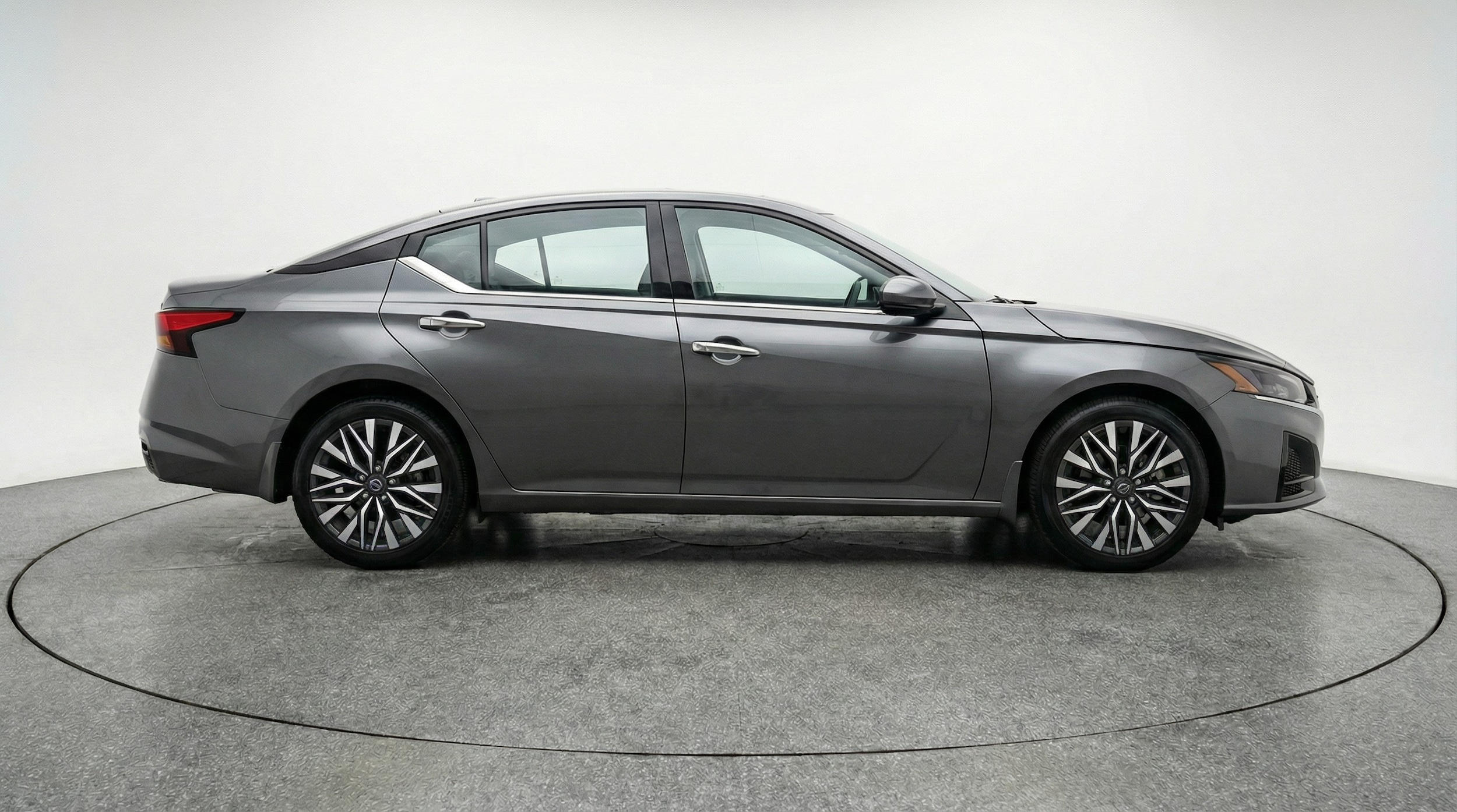 Thumbnail: 2025 Nissan Altima - 8